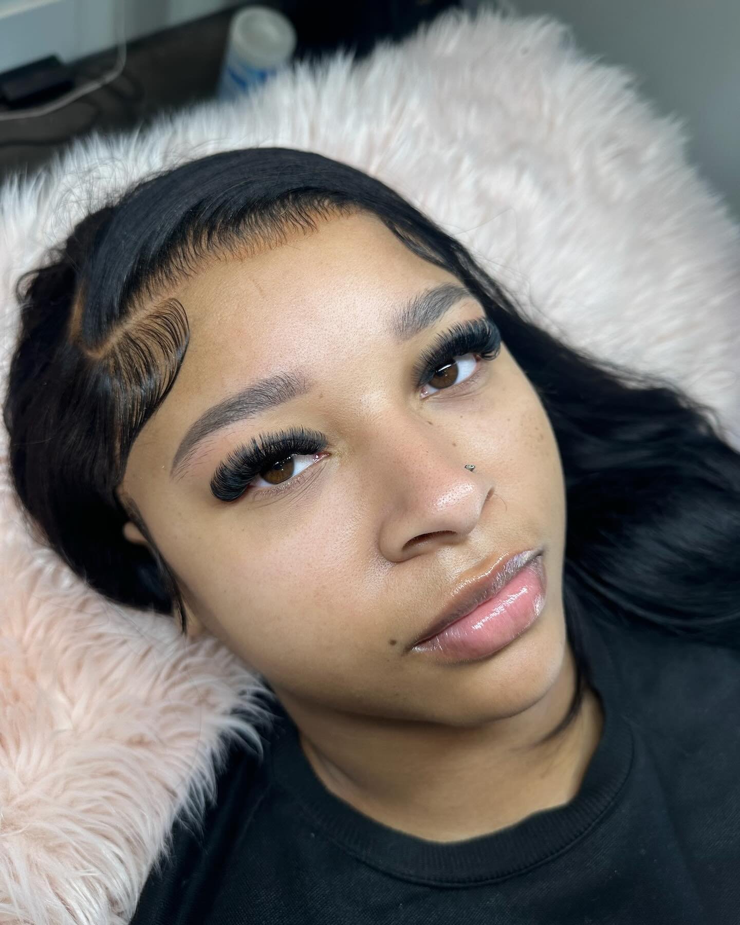 Volume cat eye will always be that girllllllll😻🖤

Come get right for the summer ☀️ @dollhousedsm 

&mdash; 12-16 D curl &mdash;
@nviedlash 

Book with me ➡️ Dollhousedsm.com or message me!