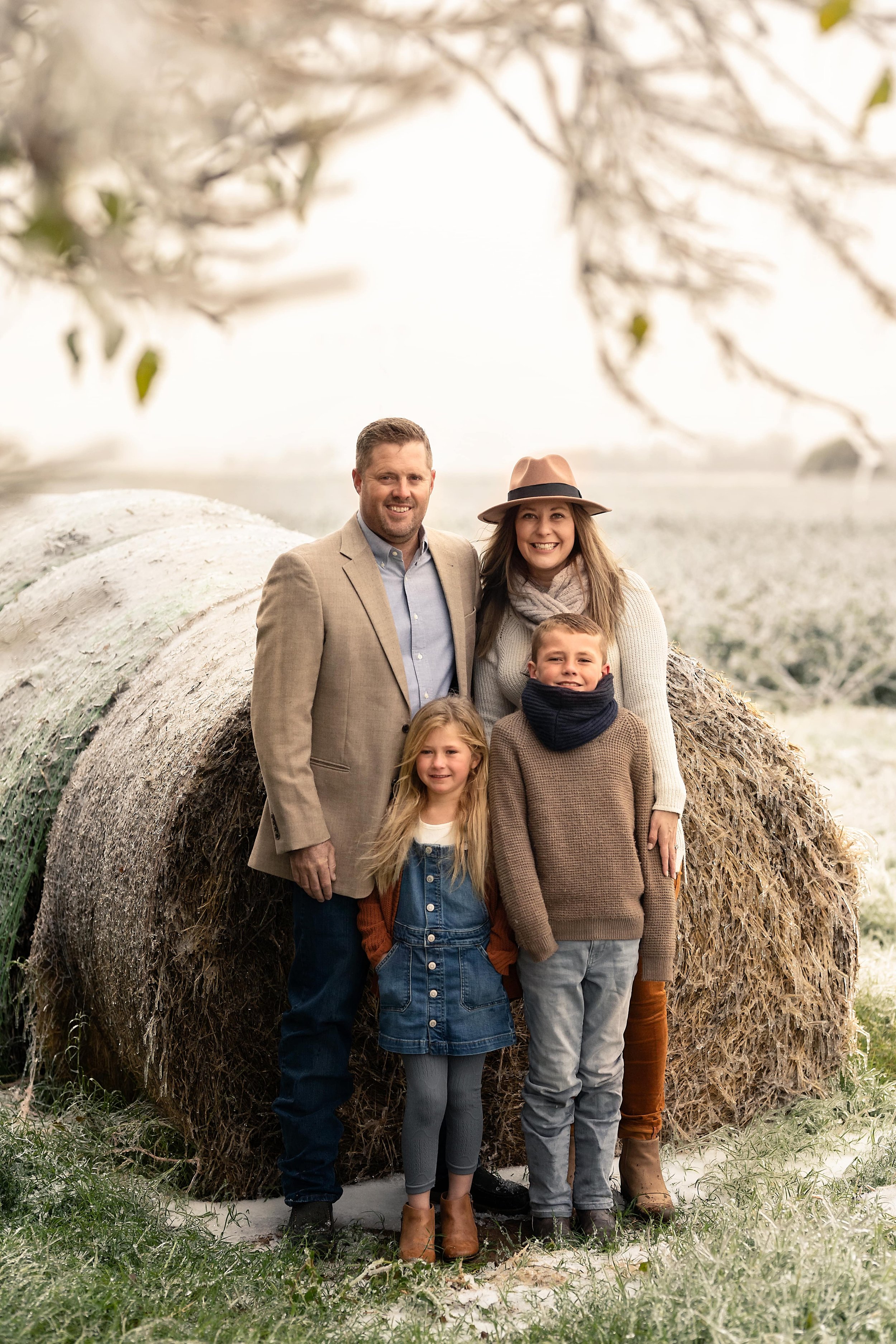 Angie Perisse - Portfolio - The Frost as a magical backdrop - Children, Pets, Horses, Family and Studio Photo Shoot in Vernon, Texas, USA.