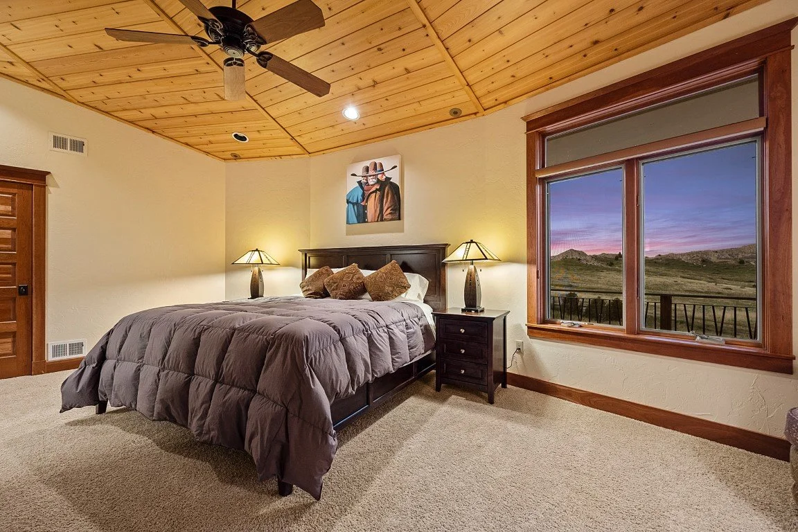 Bedroom #2 with En Suite (not pictured)