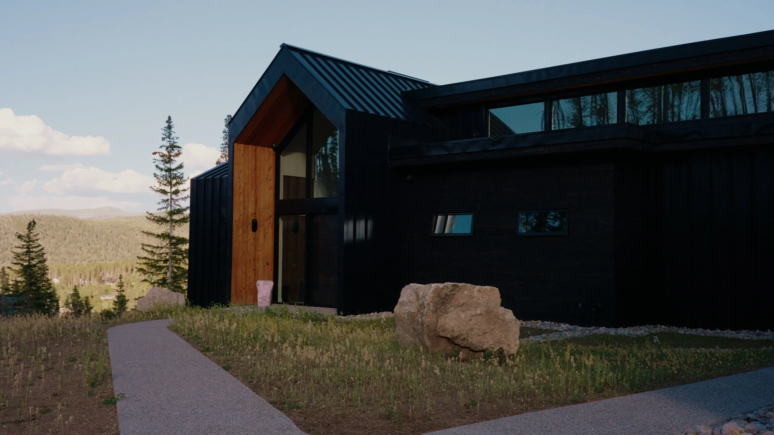 Pinnacle_Margheim Home Tour_Still-49.jpg