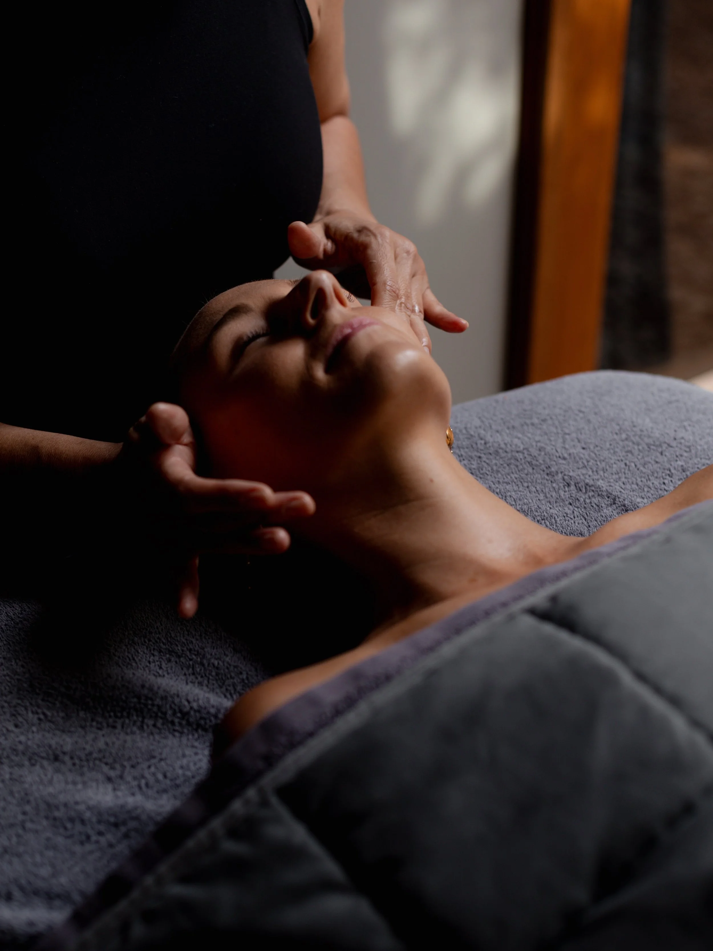 Upgrade your next massage or gift to your loved one with these add ons to your massage treatment;

🤍45 min facial massage - release all that tension through the jaw, temples and forehead and enjoy a thorough scalp massage

🤍 30 min sound immersion,