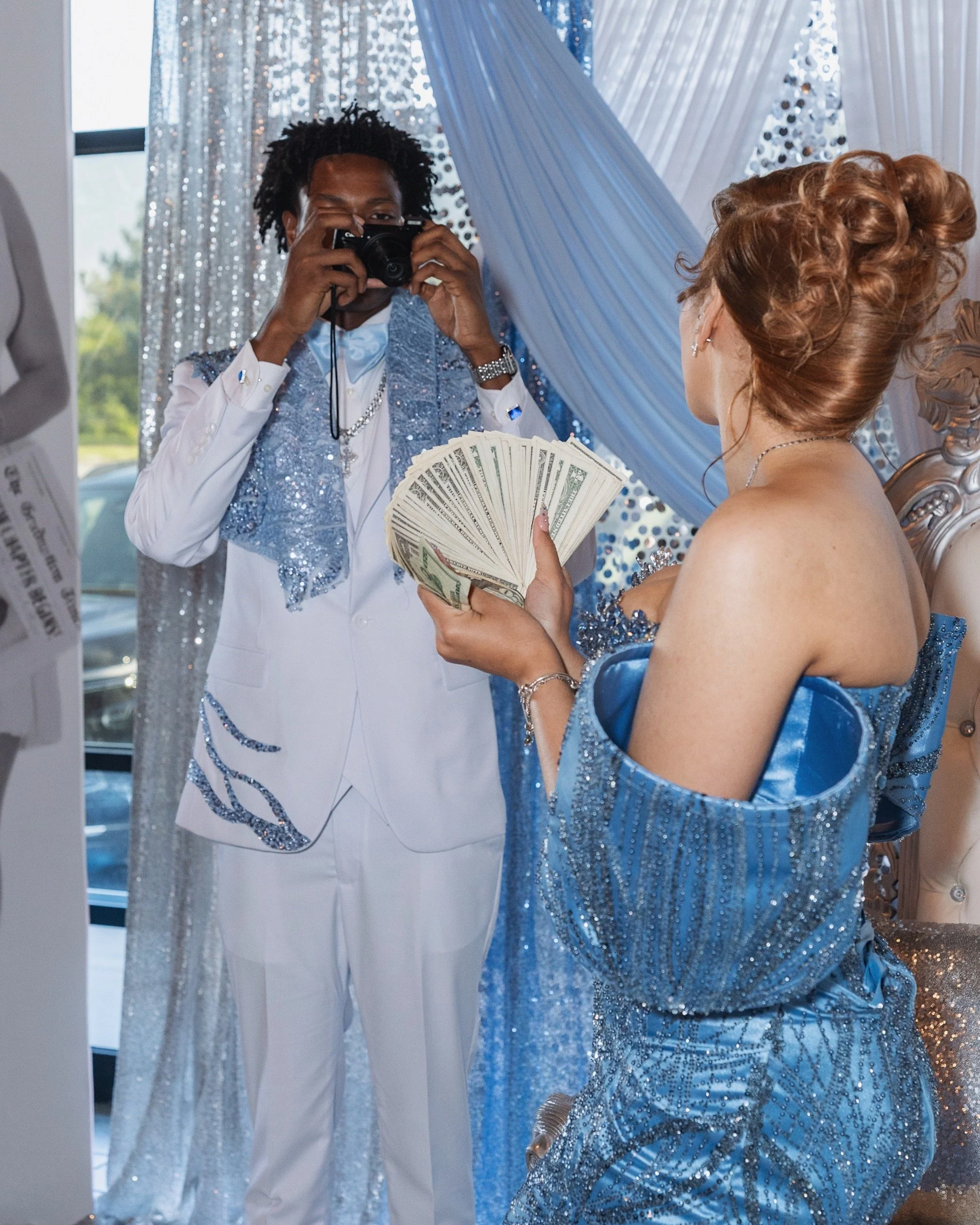 renell_deja_prom147.JPG