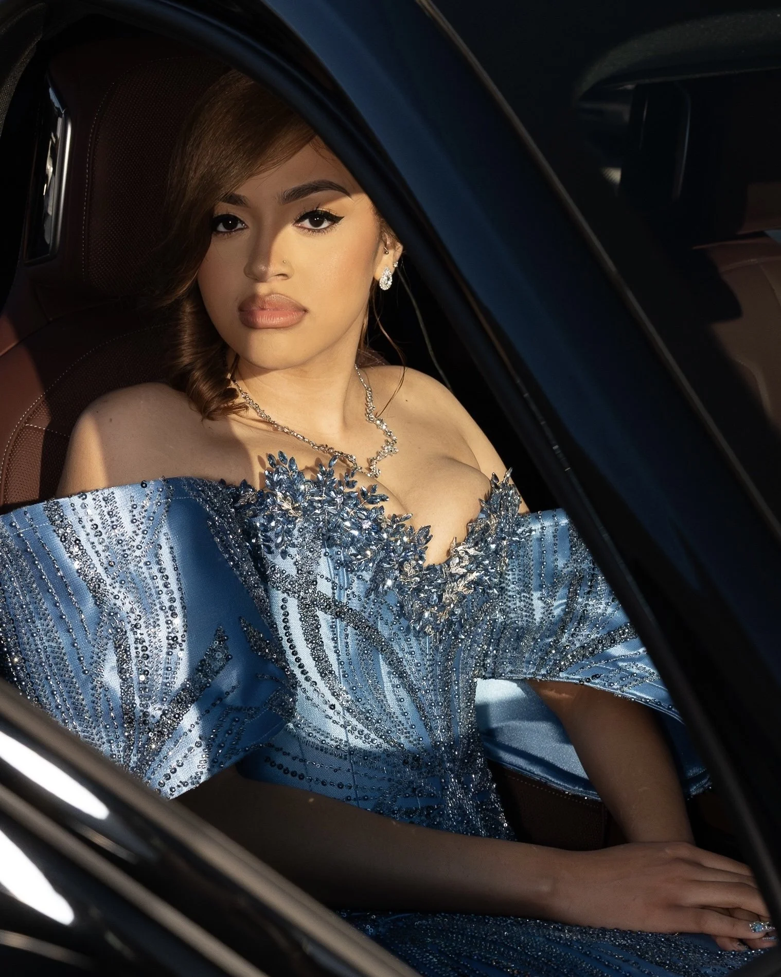 renell_deja_prom258.jpg