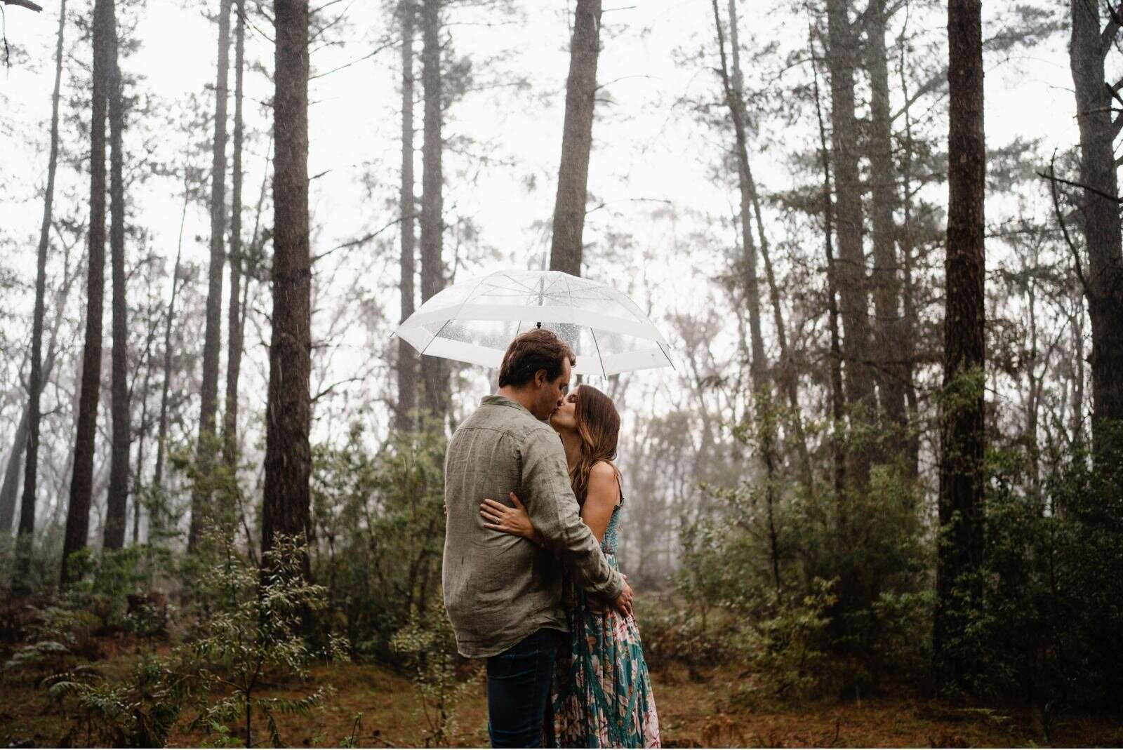 allview-escape-blue-mountains-wedding-photographer-couples-shoot-blackheath-12.jpg