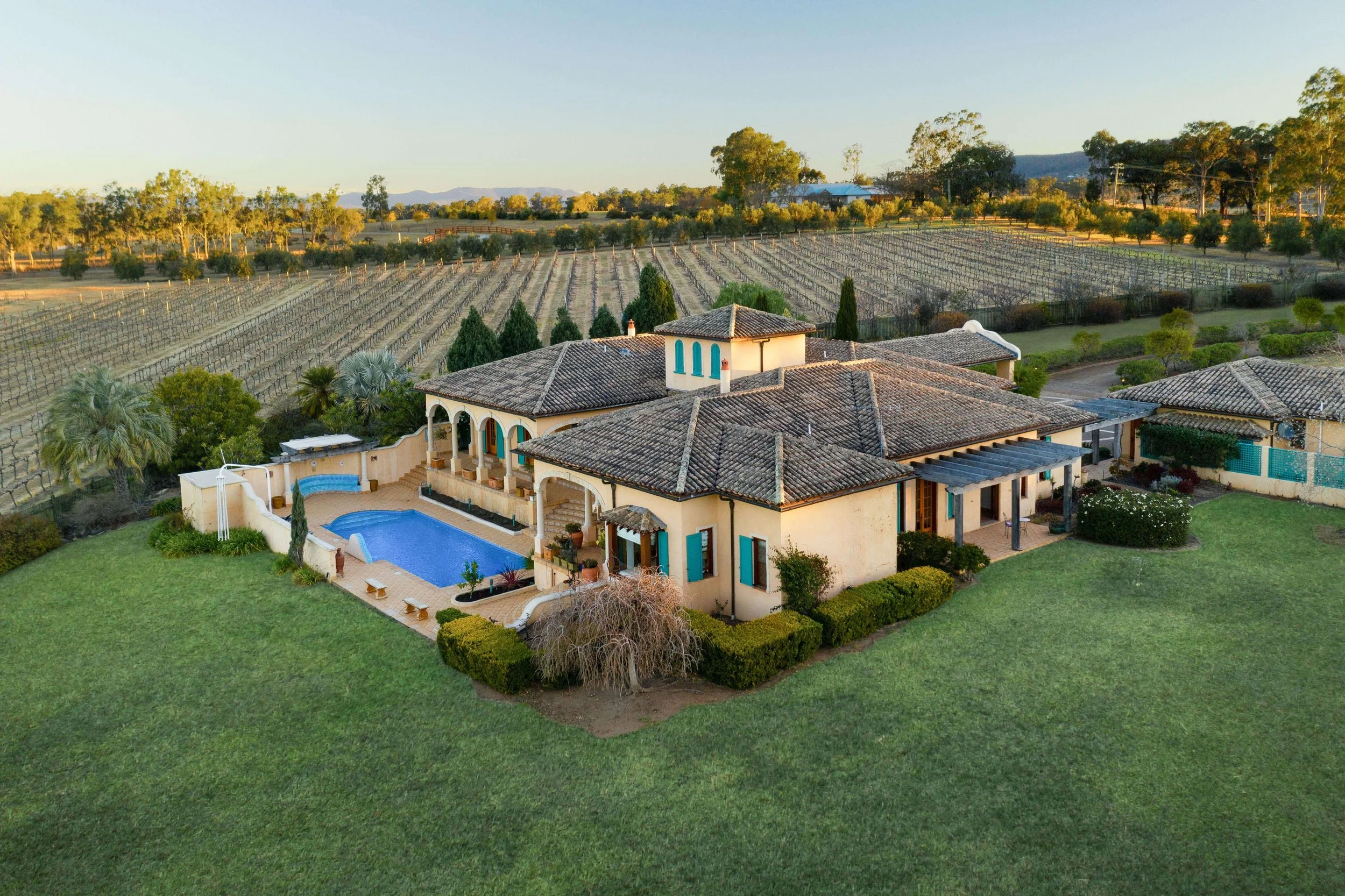 Architectural details at Iron Gate Estate wedding venue