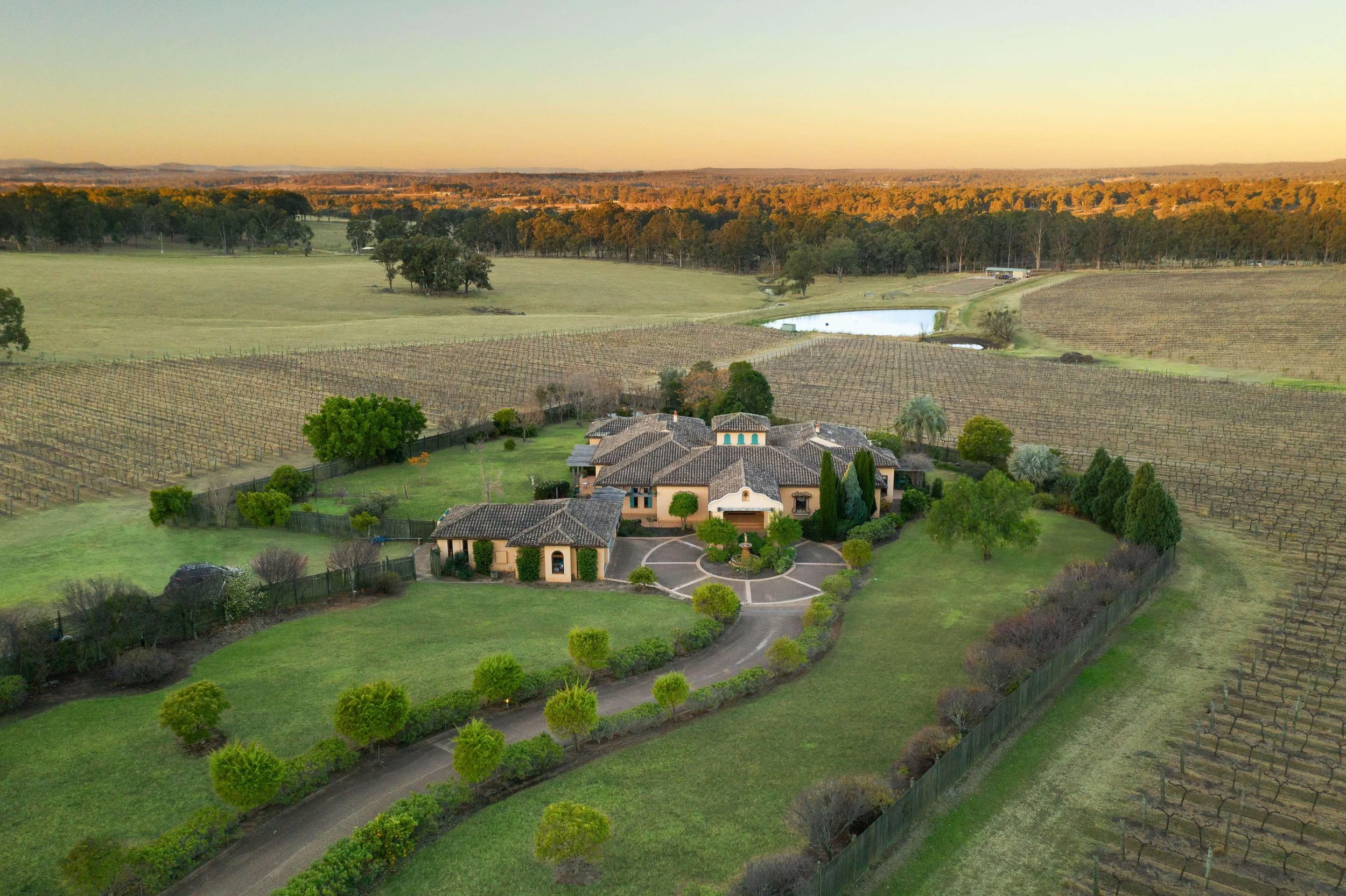 Iron Gate Estate wedding photography by Bryce Noone