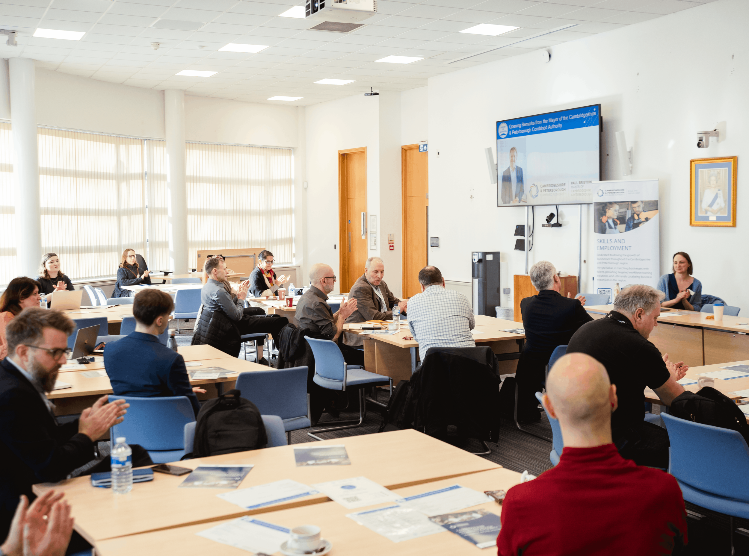 reduced MAYOR - DIGITAL BADGES TALK - PHOTO28.png