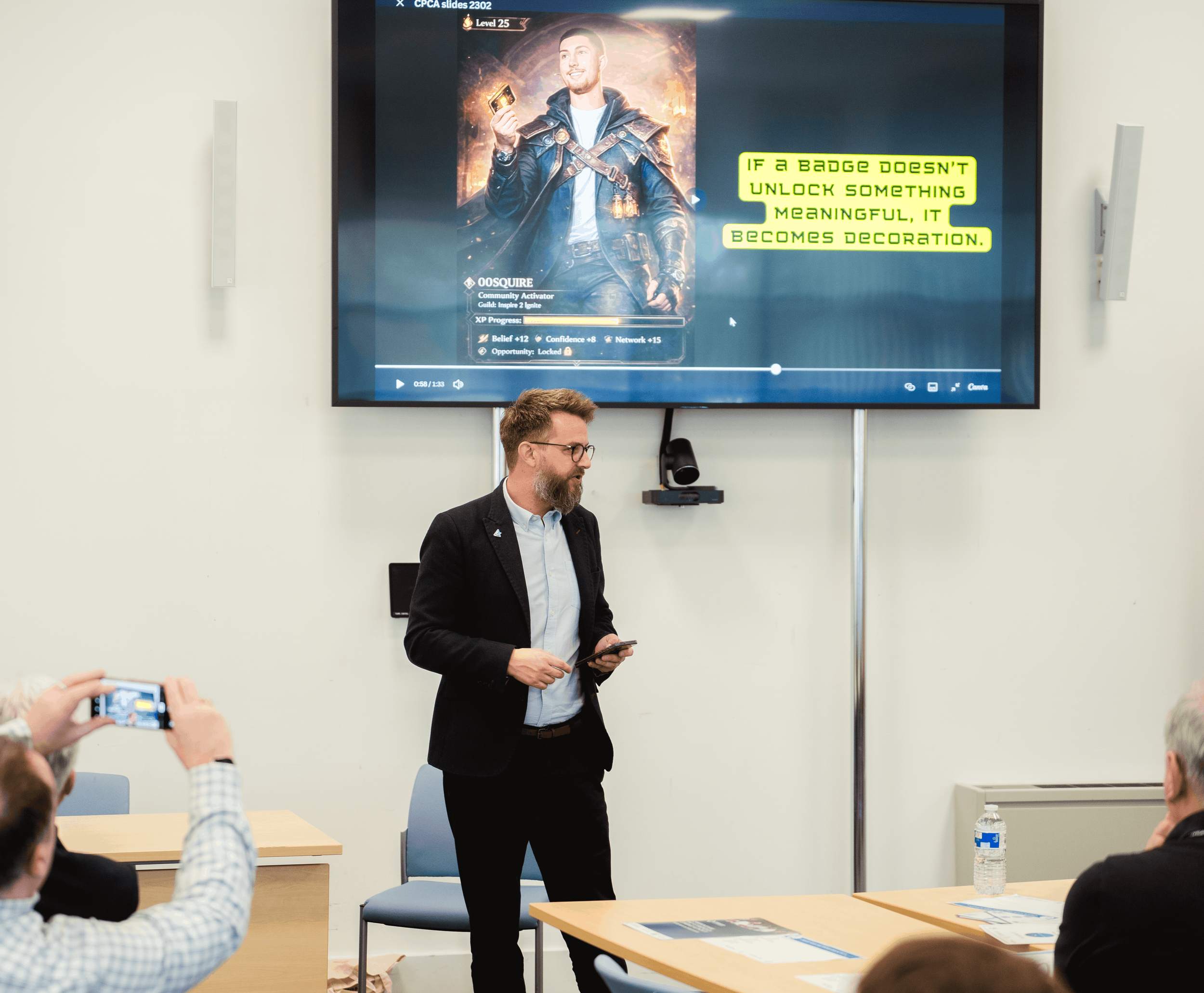 reduced MAYOR - DIGITAL BADGES TALK - PHOTO63.png