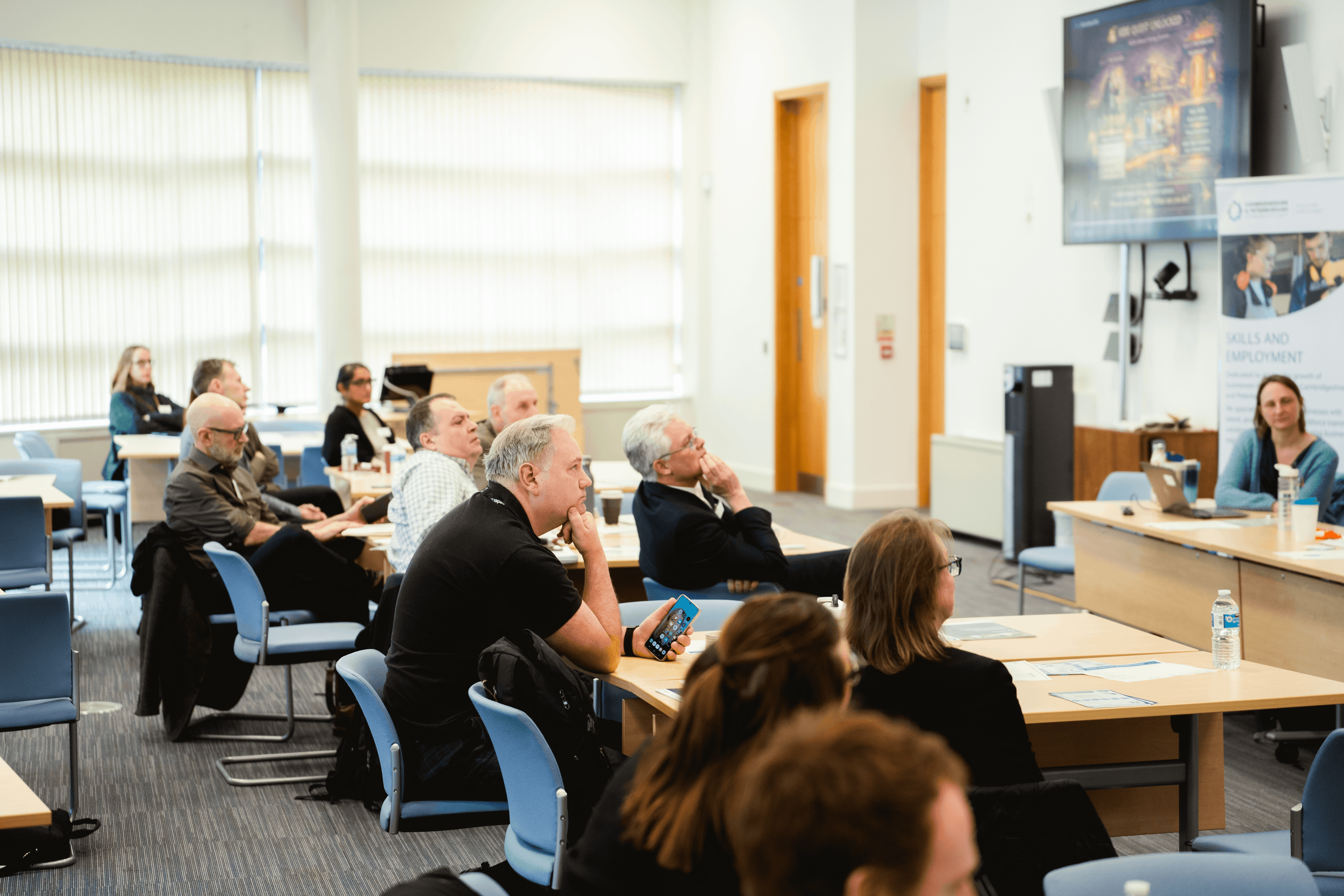 reduced MAYOR - DIGITAL BADGES TALK - PHOTO64.png