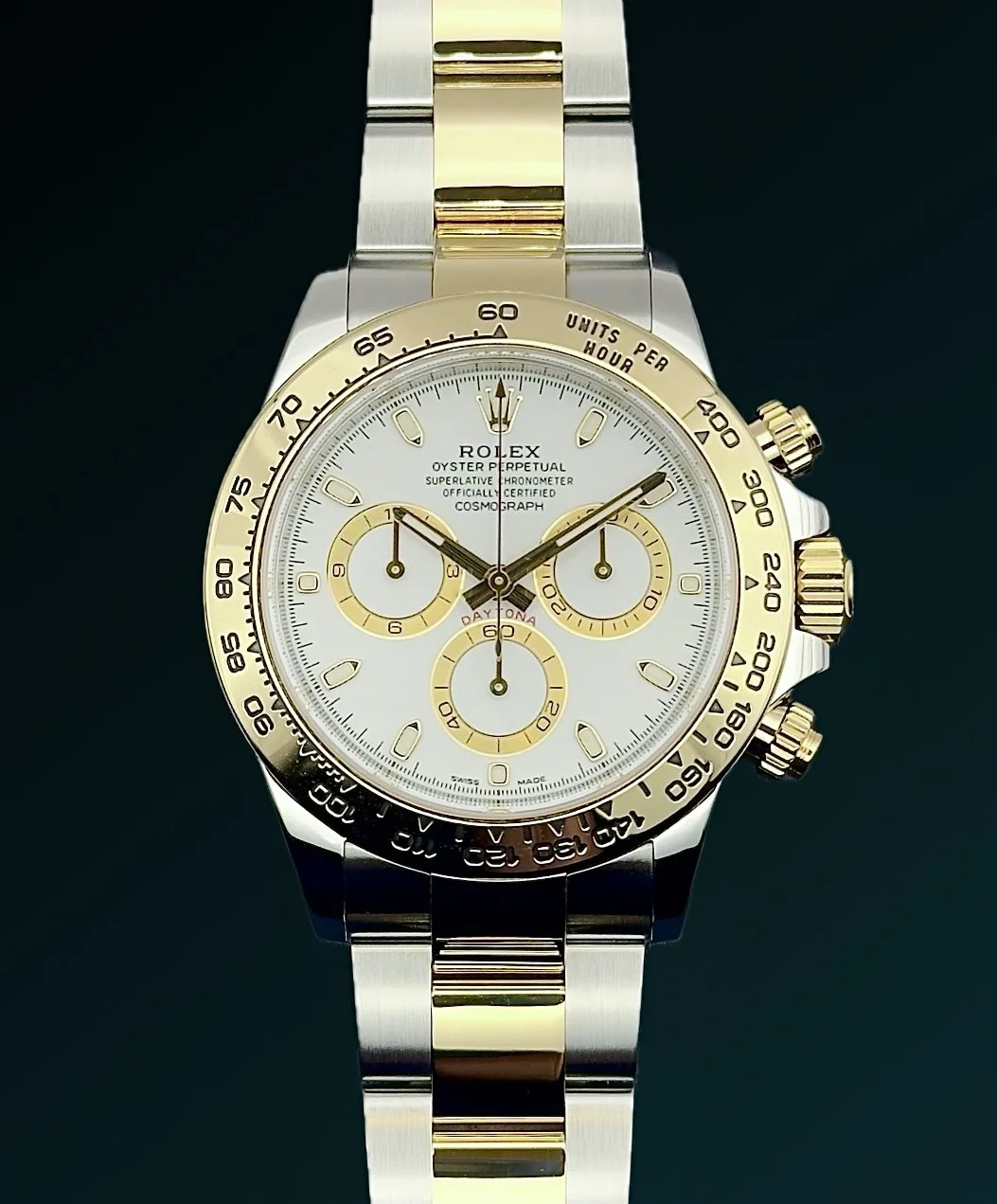Rolex Cosmograph Daytona - 116503 - White Dial