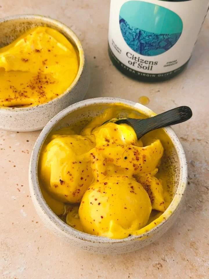 MANGO MEZCAL SORBET 🥭

Alphonso Mango season is here, and what better way to celebrate than a slightly boozy, spicy mango sorbet.

I wrote this last year for @citizensofsoil - inspired by the flavours of Mexico and SE Asia - it hits all the right no