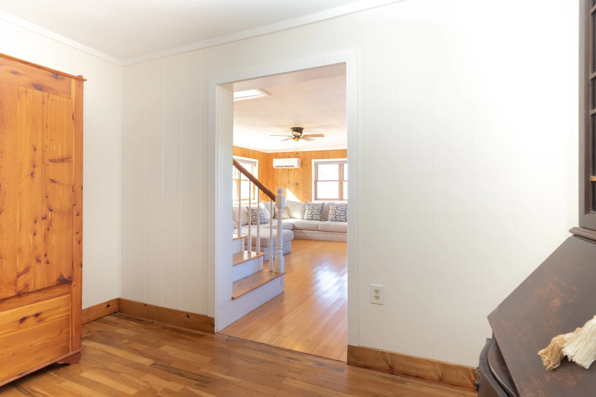30 Upper Stairs living area.jpg
