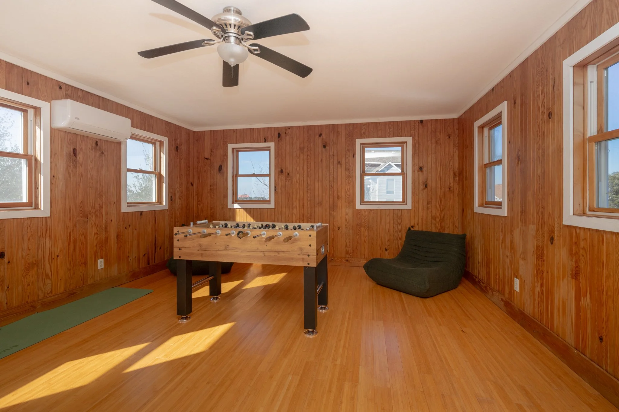 34 Top Floor Loft 2.jpg