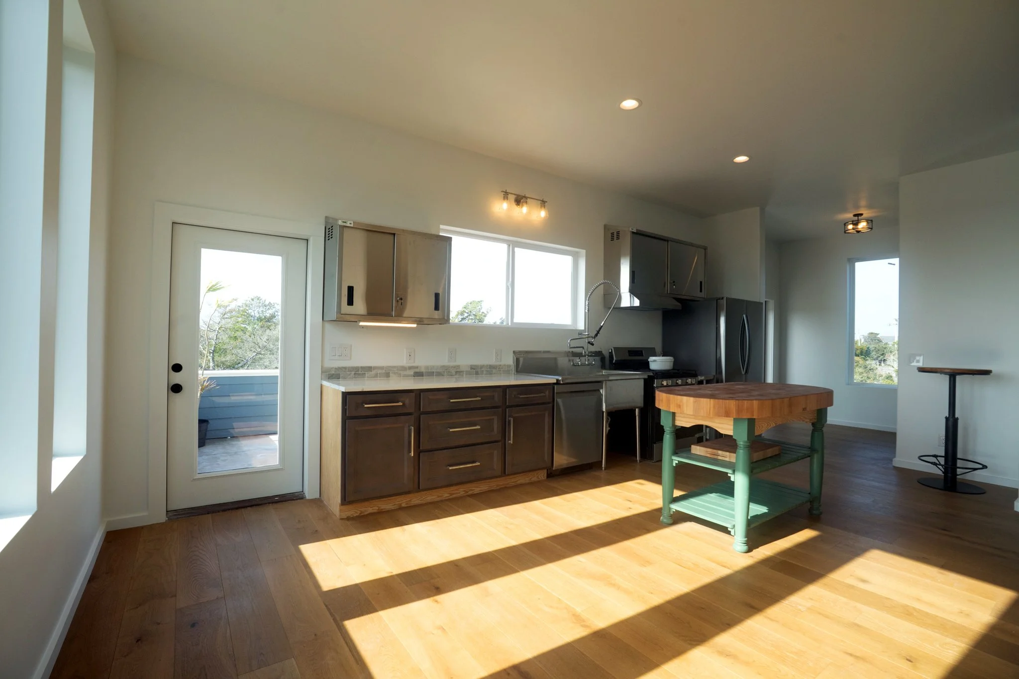 *Kitchen 2.jpg