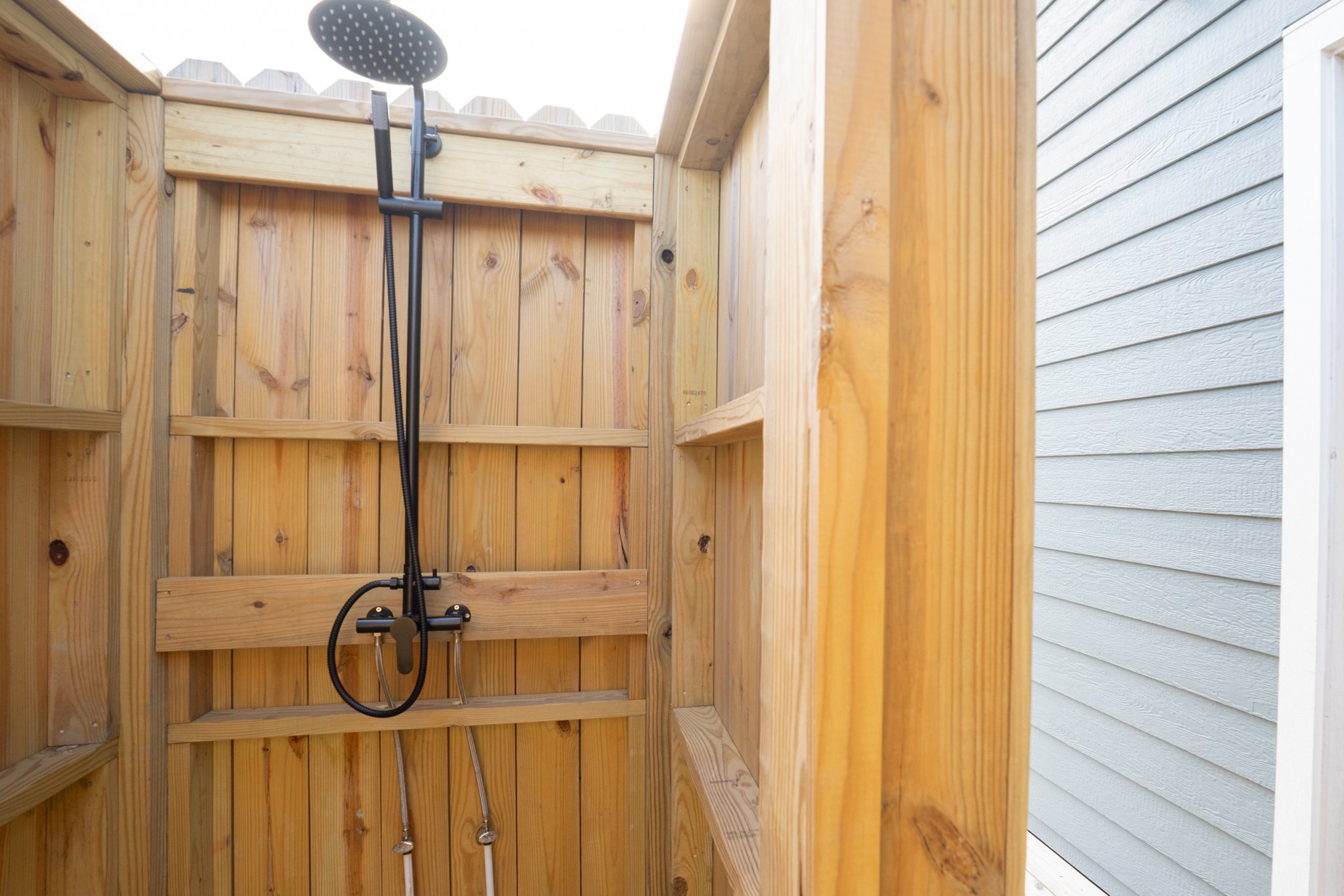*Outdoor shower 2.jpg