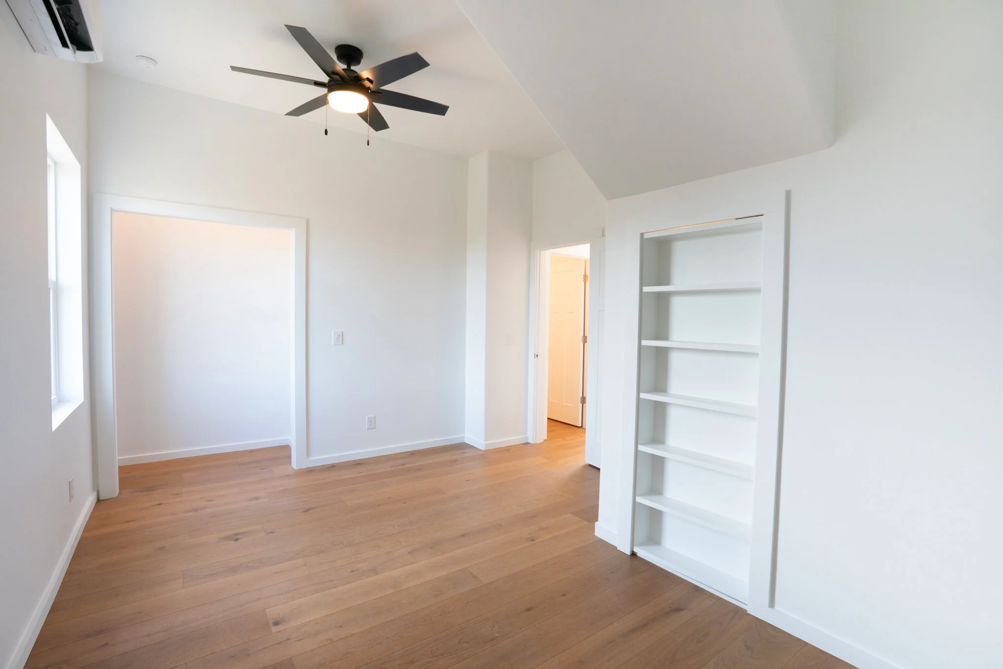 *Main Bedroom 1 b.jpg