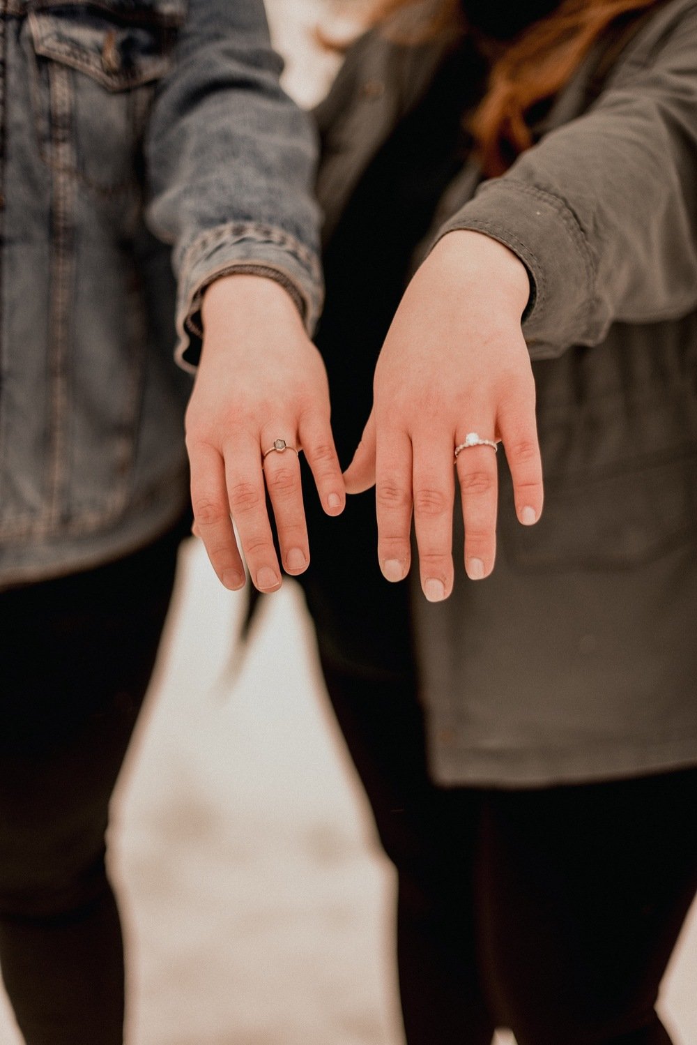 Couple-shows-off-their-rings-after-they-proposed-to-each-othe.jpg.jpg