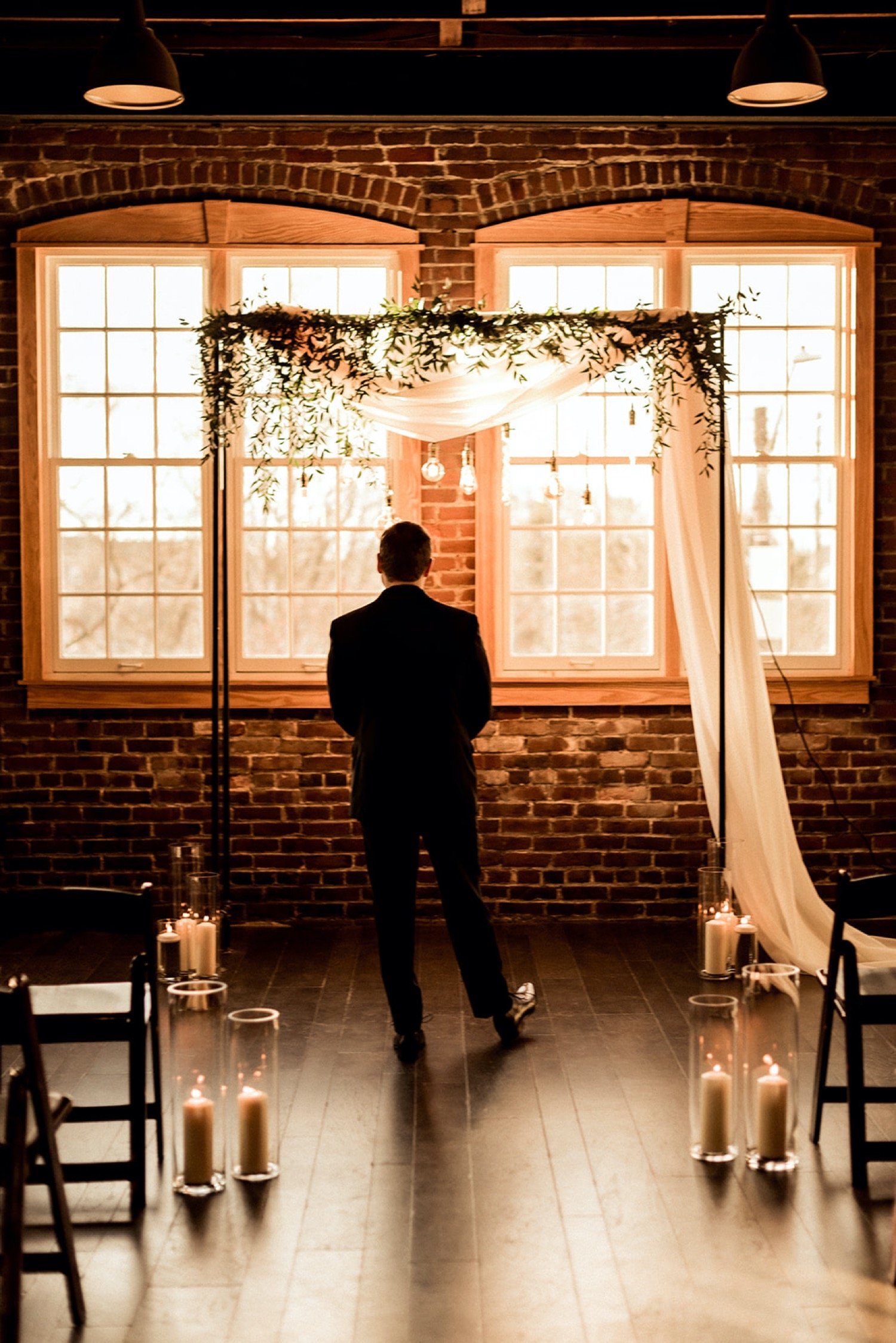 First-look-at-tinker-house-Indianapolis-wedding.jpg.jpg