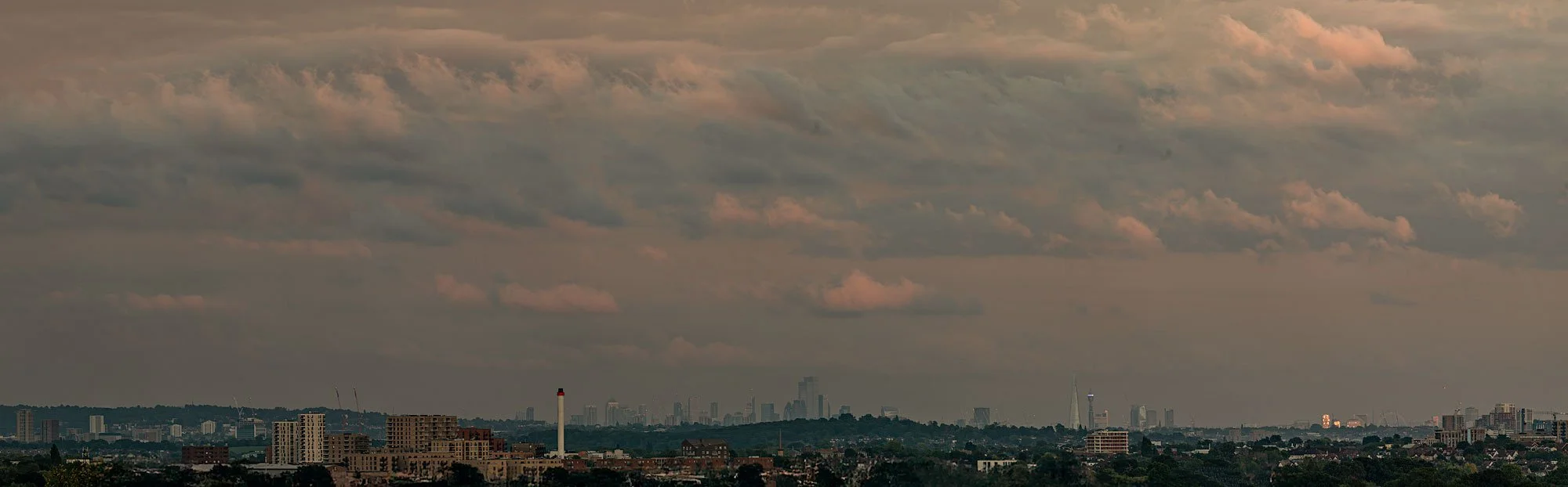 The London Skyline taken from Pinner Hill Golf Course on 7 September 2025 - the evening of the Lunar Eclipse
