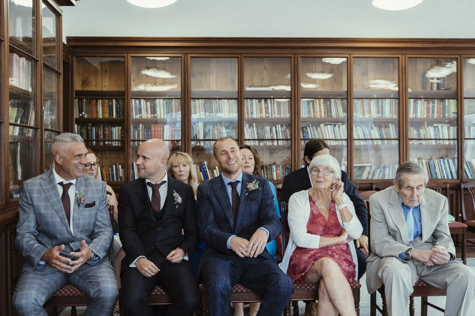 PENZANCE WEDDING PHOTOGRAPHER (29).jpg