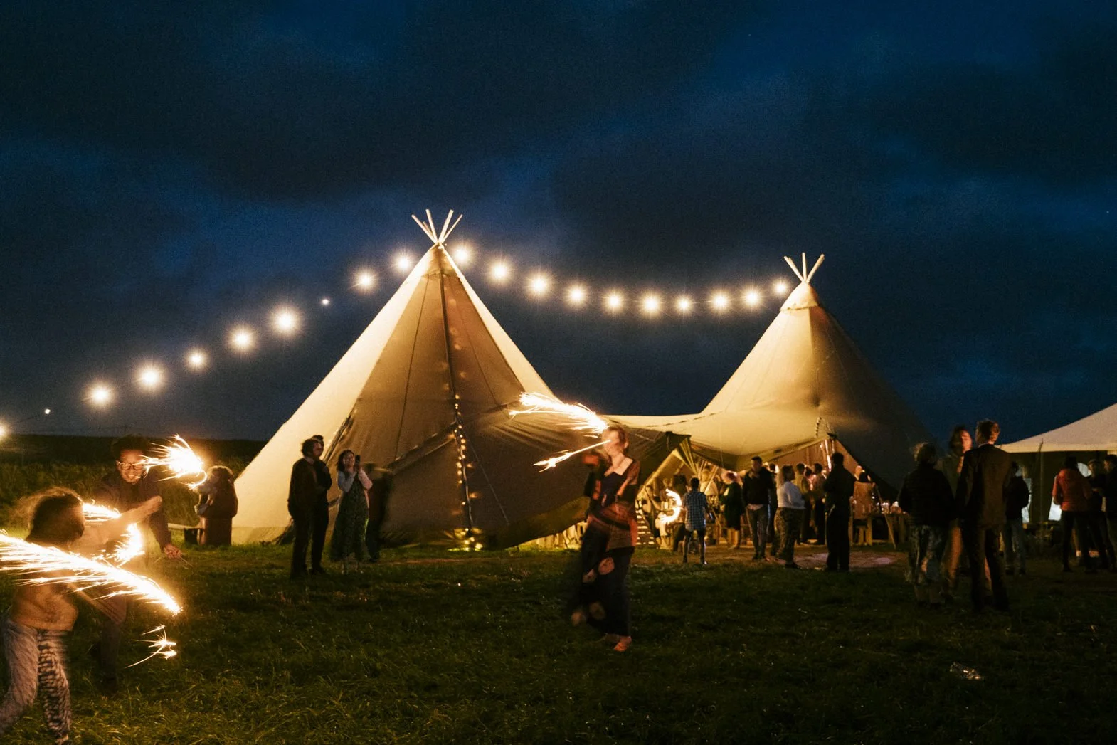 PENZANCE WEDDING PHOTOGRAPHER (177).jpg