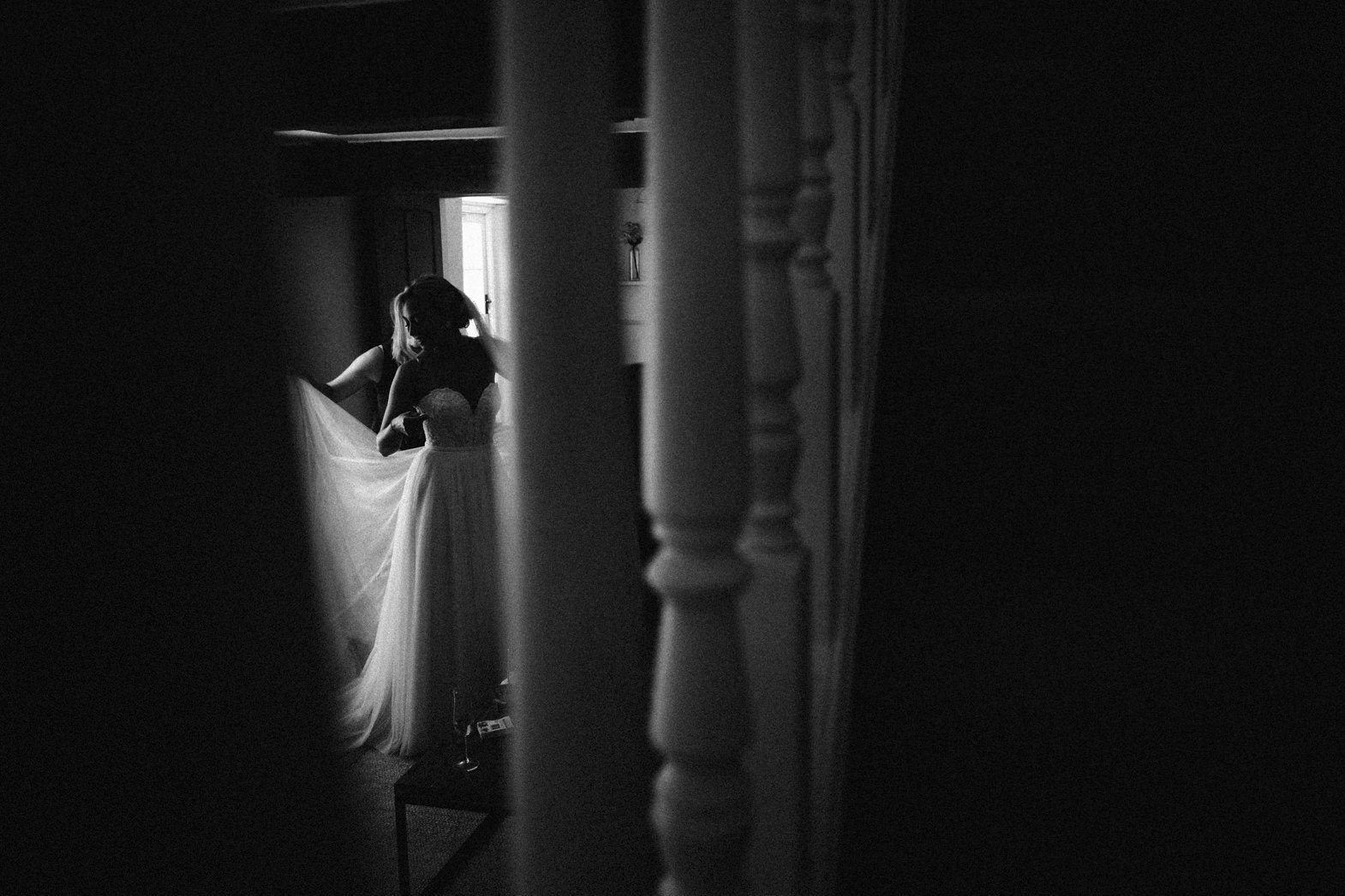 ALTERNATIVE WEDDING PHOTOGRAPHERS IN LONDON (33).jpg