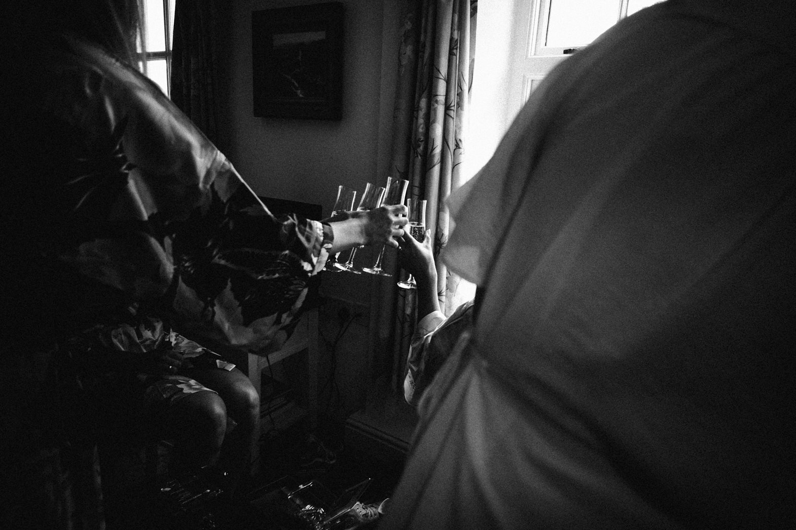 ALTERNATIVE WEDDING PHOTOGRAPHERS IN LONDON (4).jpg