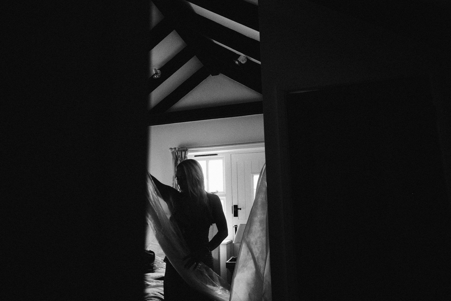 ALTERNATIVE WEDDING PHOTOGRAPHERS IN LONDON (22).jpg