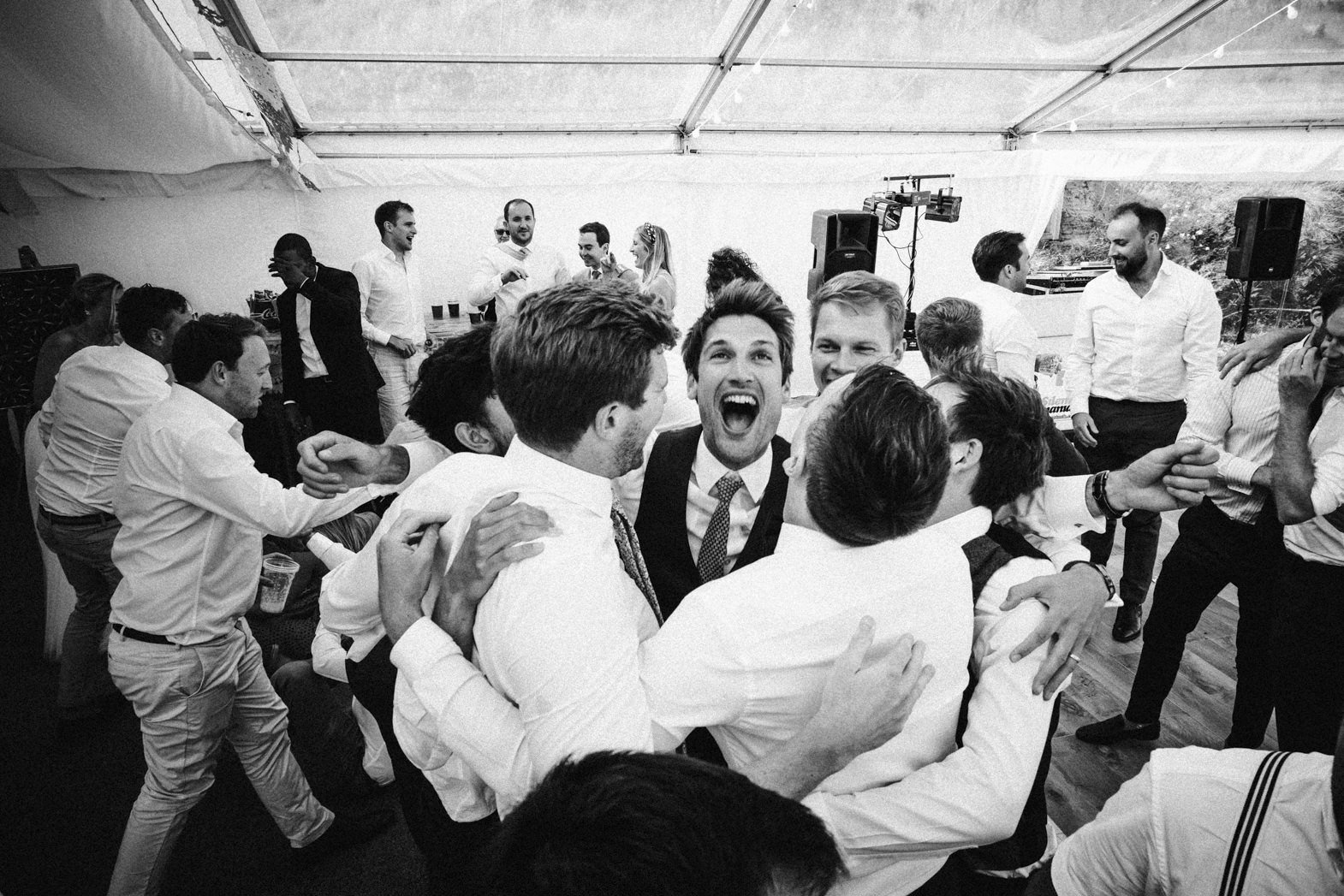 ALTERNATIVE WEDDING PHOTOGRAPHERS IN LONDON (76).jpg