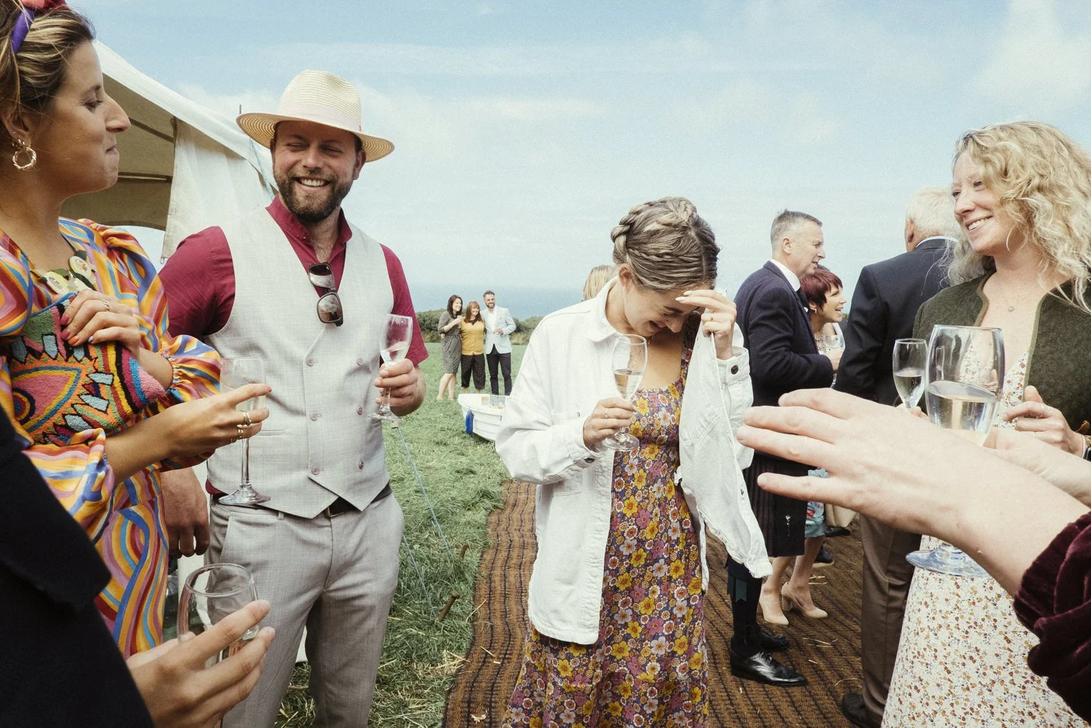 PENZANCE WEDDING PHOTOGRAPHER (80).jpg