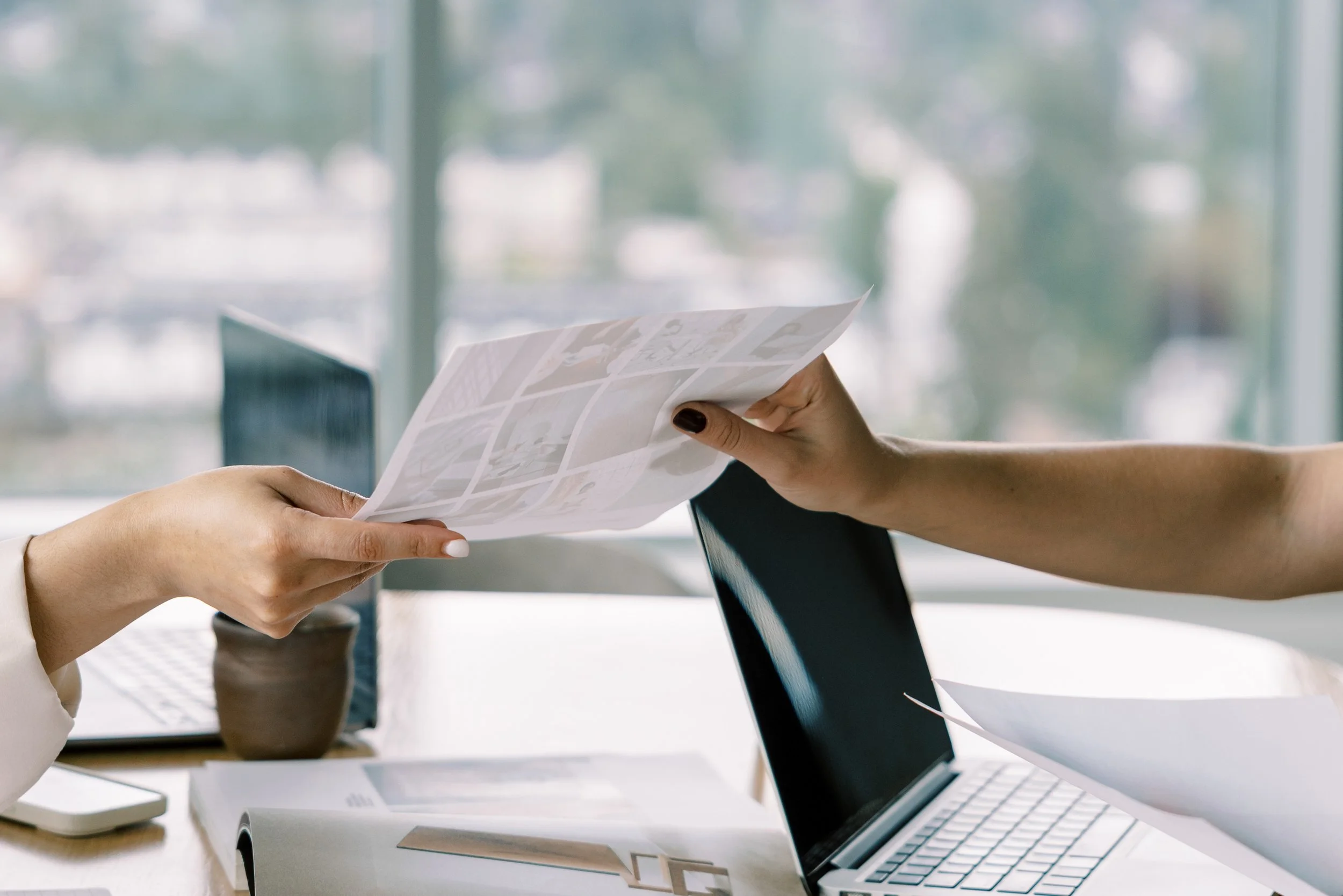 If You’re Still Sending Canva PDFs as a Photographer, Read This