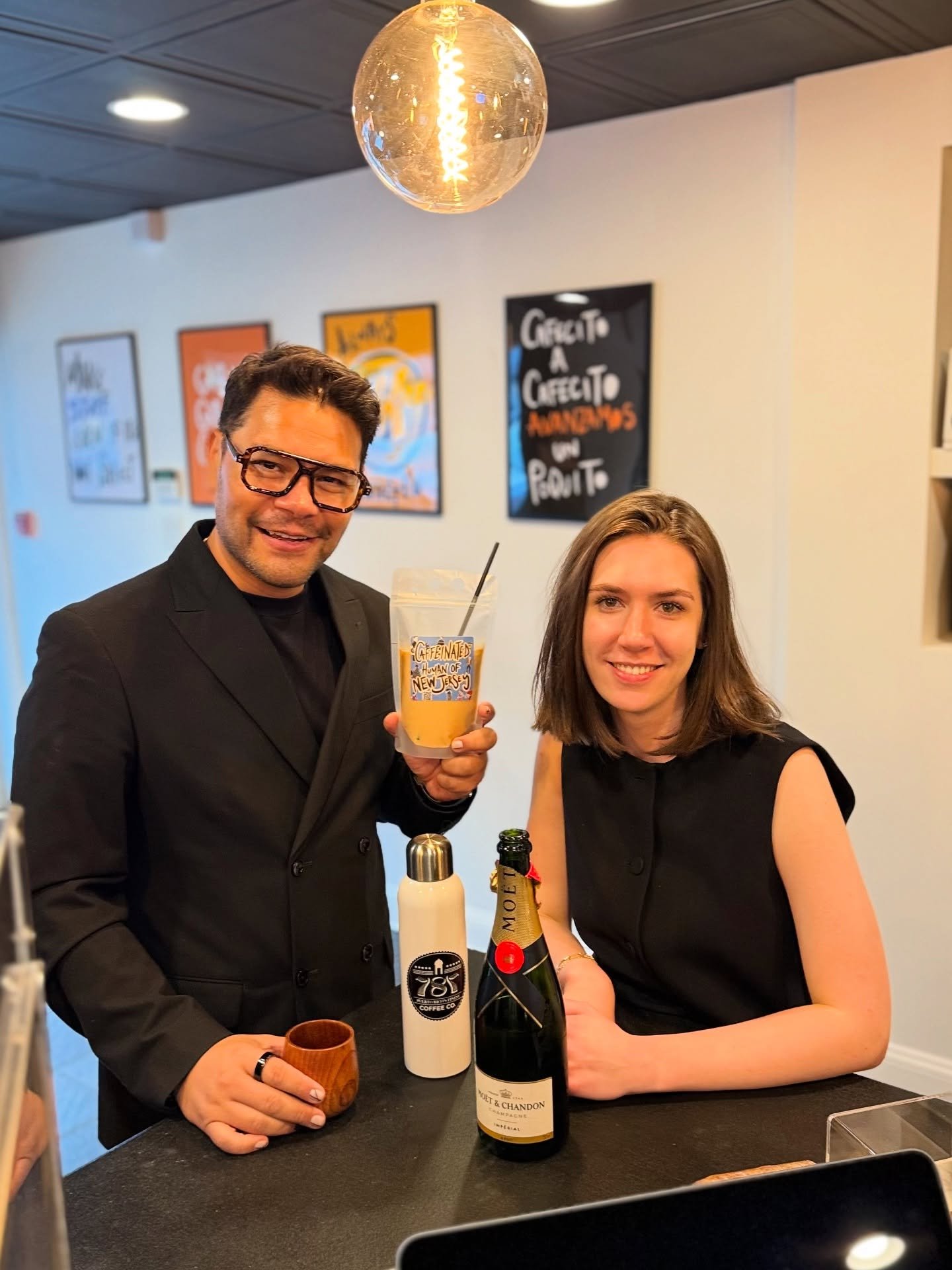 🏡Casa est&aacute; donde est&aacute; el coraz&oacute;n &hearts;️ 

Hoy abrimos @787coffee en Westfield, New Jersey &ndash; un pueblo que me ha dado taaanto. Estoy infinitamente agradecido con Westfield y con los seres humanos incre&iacute;bles que, c