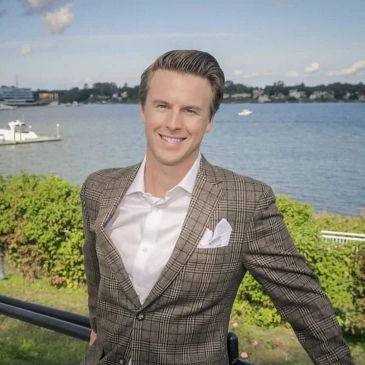 Bart Henderson entrepreneur and speaker at 787 coffee's end of year summit - best coffee shop near me.