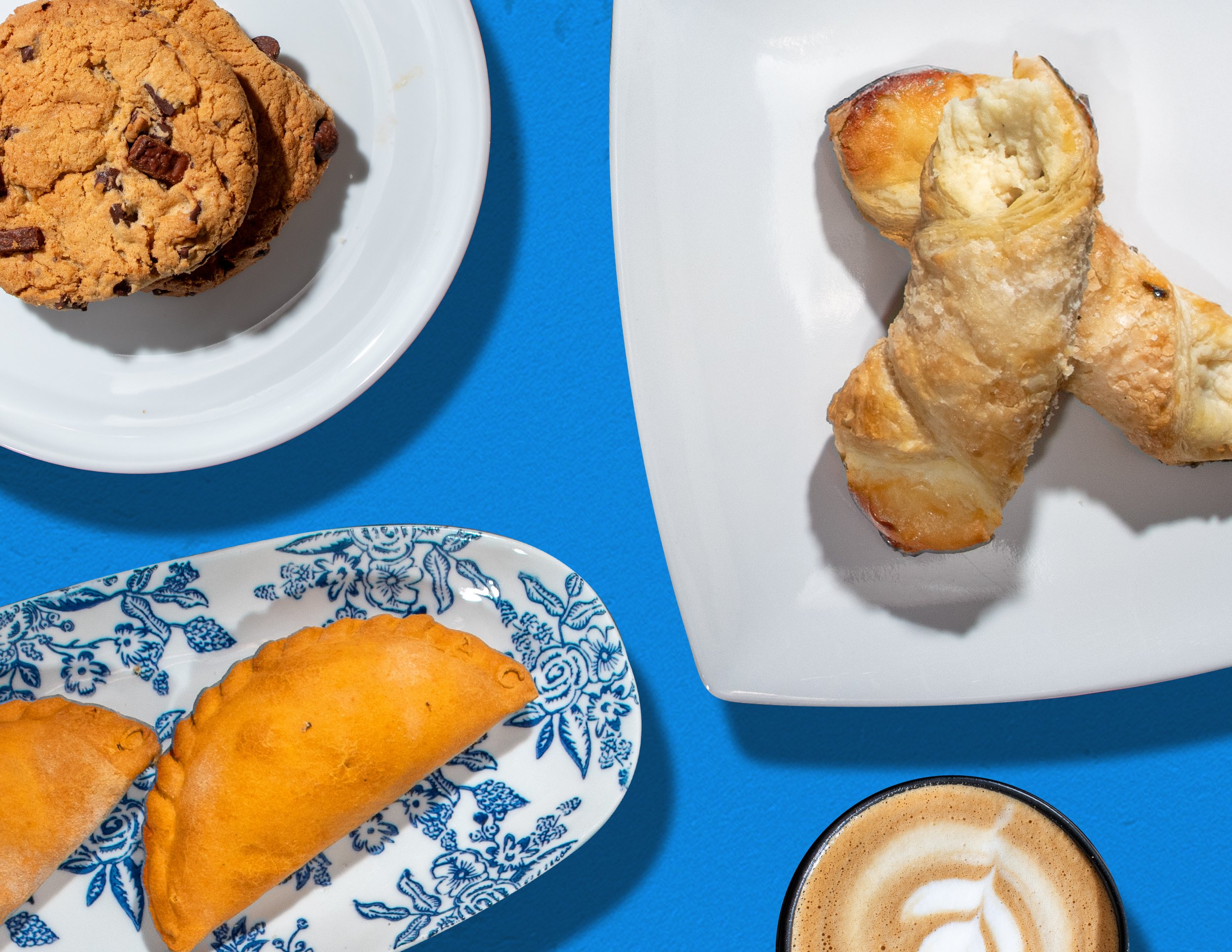 chocolate cookies, quesitos and delicious chicken empanadas