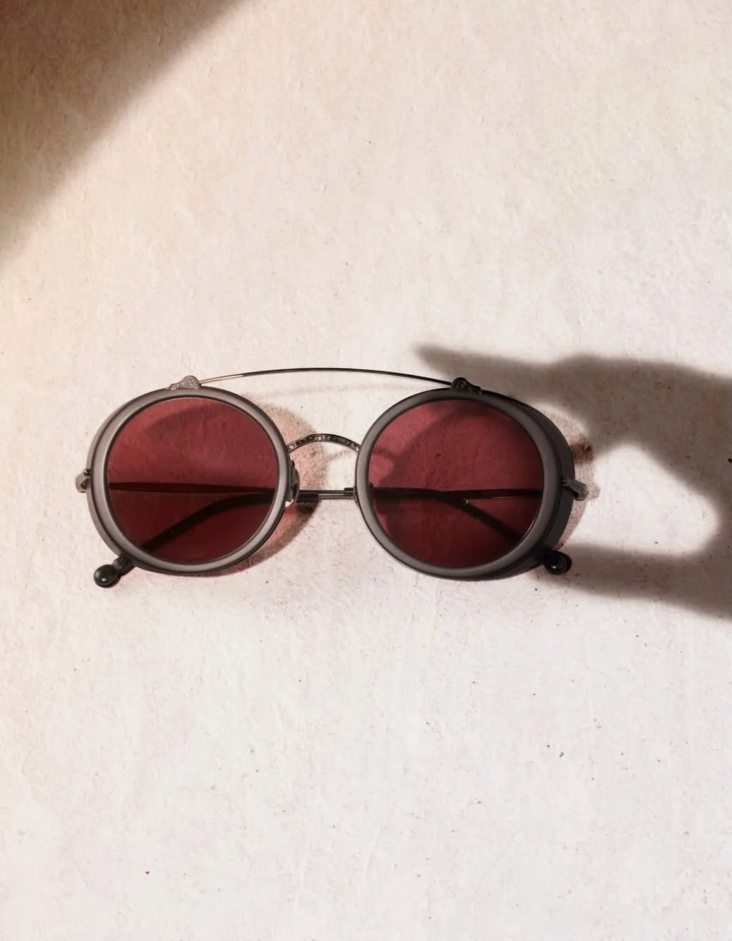 Introducing the Matsuda M3155.

We love every detail of these oversized round frames, anchored by a high-arched top bar and hand-sculpted acetate side shields &mdash; the perfect mix of retro flair and modern luxury!