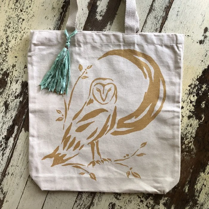 Guardian tote 4.jpg