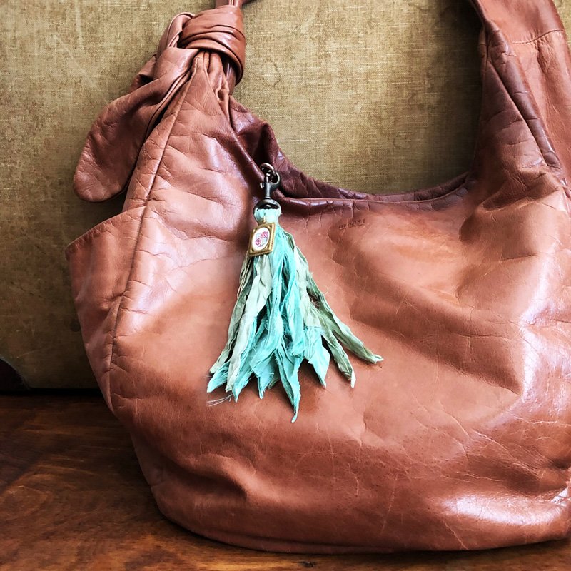 Talufane tassels 19.jpg