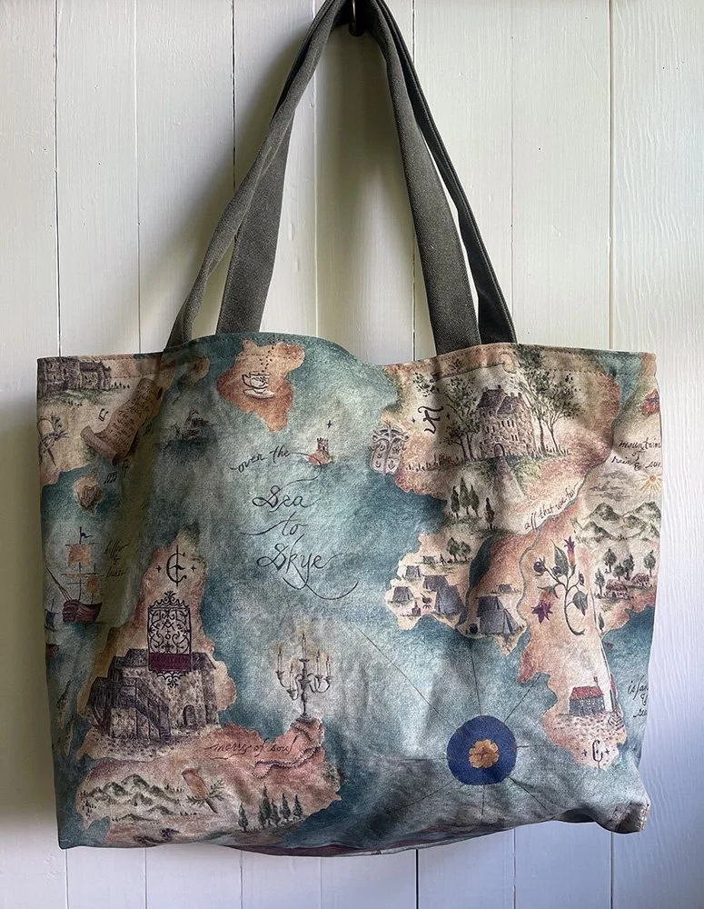 Mountains of Rain & Sun bag by Talufane