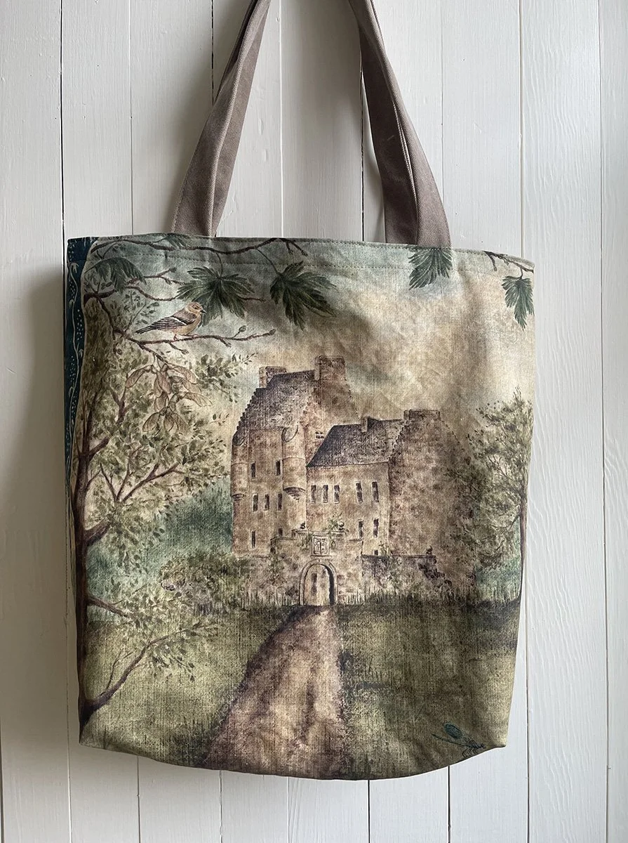 Outlander-inspired tapestry bag by Talufane