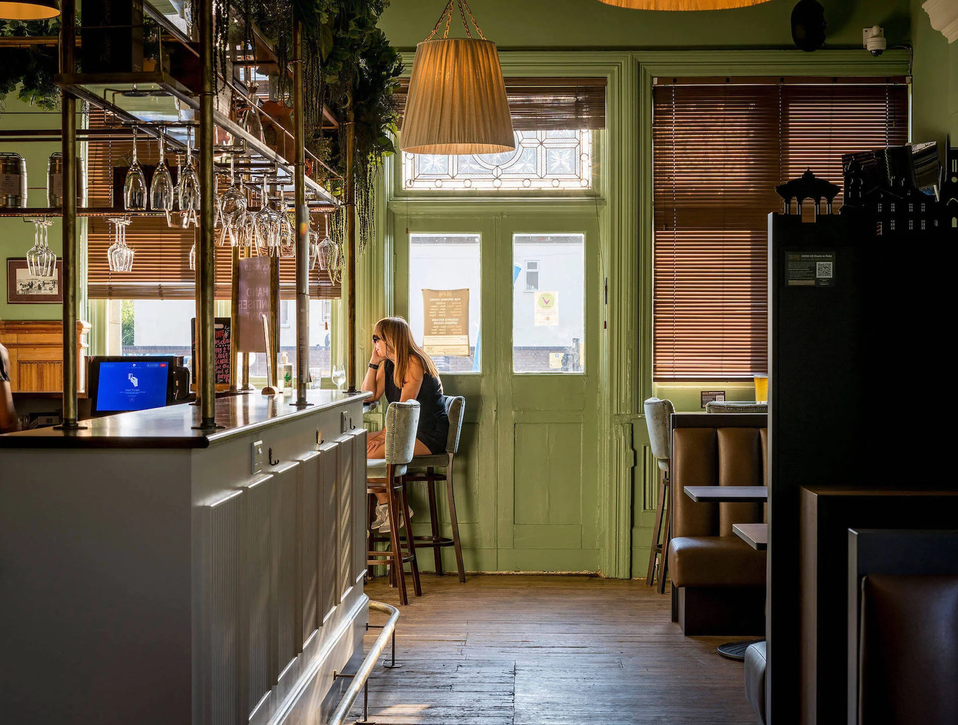 workingpub-1.jpg