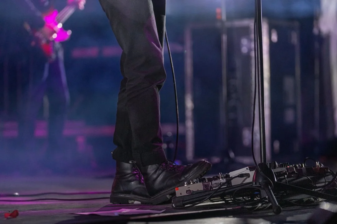 08 Courtney Barnett shoes LS.jpg