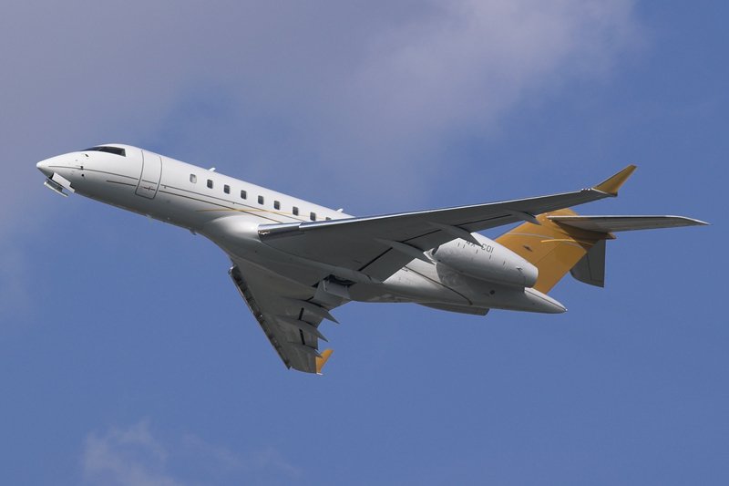 Bombardier_Global_5000.jpg