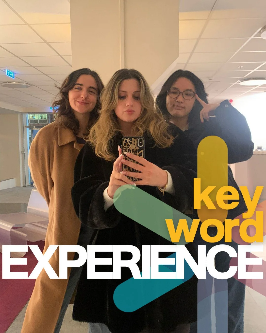 Key word: EXPERIENCE!

Welcome to the Djerf Avenue pop-up in Stockholm, where our in-house Gen Z-er @lilaisntcool and her besties were today. 

The girls got greeted with @oatly oat milk lattes and had the chance to get a breezy blowout by @dysonbeau