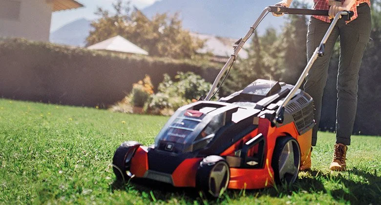 What’s Up With Electric Lawnmowers?