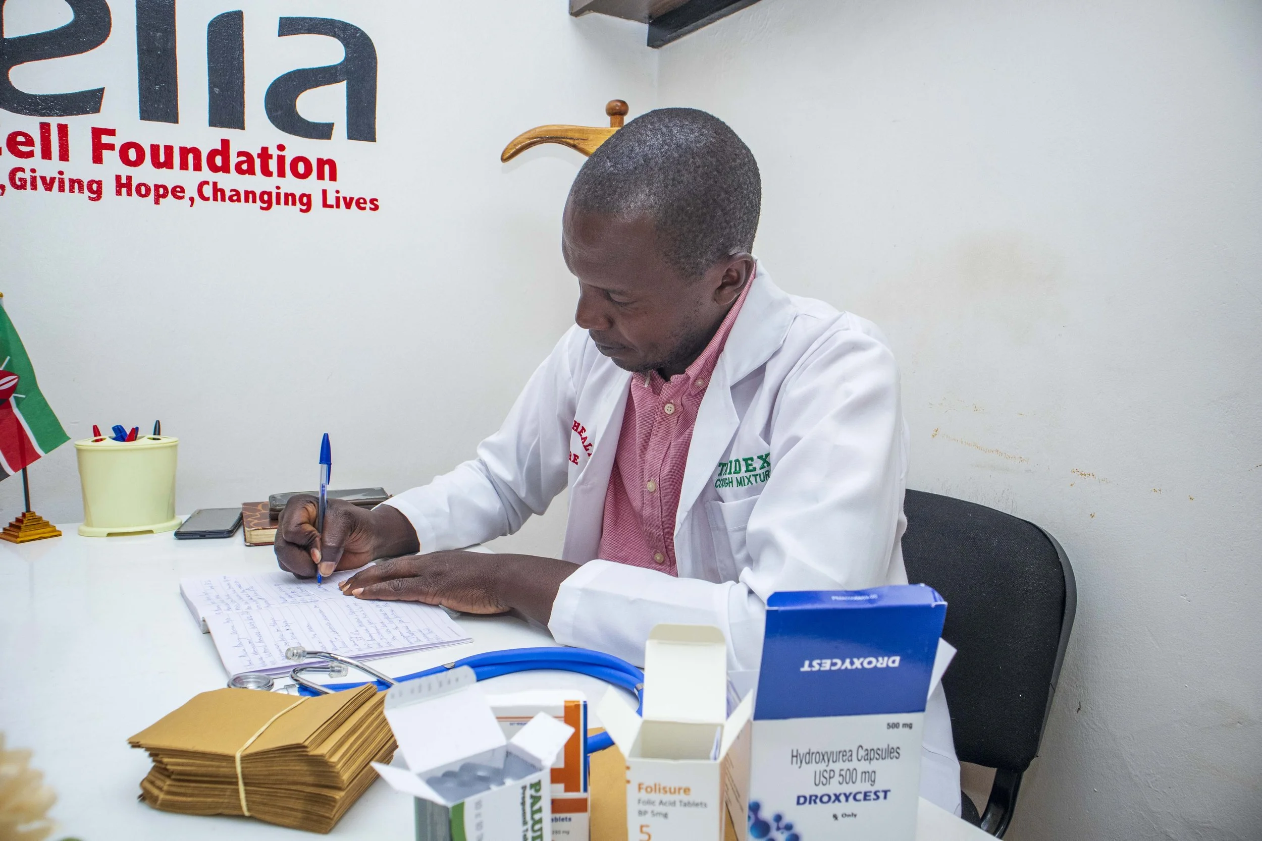 Delia Sickle Cell Foundation improves and saves lives by ensuring individuals affected by sickle cell disease have access to critical care, life-saving support, education, nutrition support, and advocacy in underserved communities.