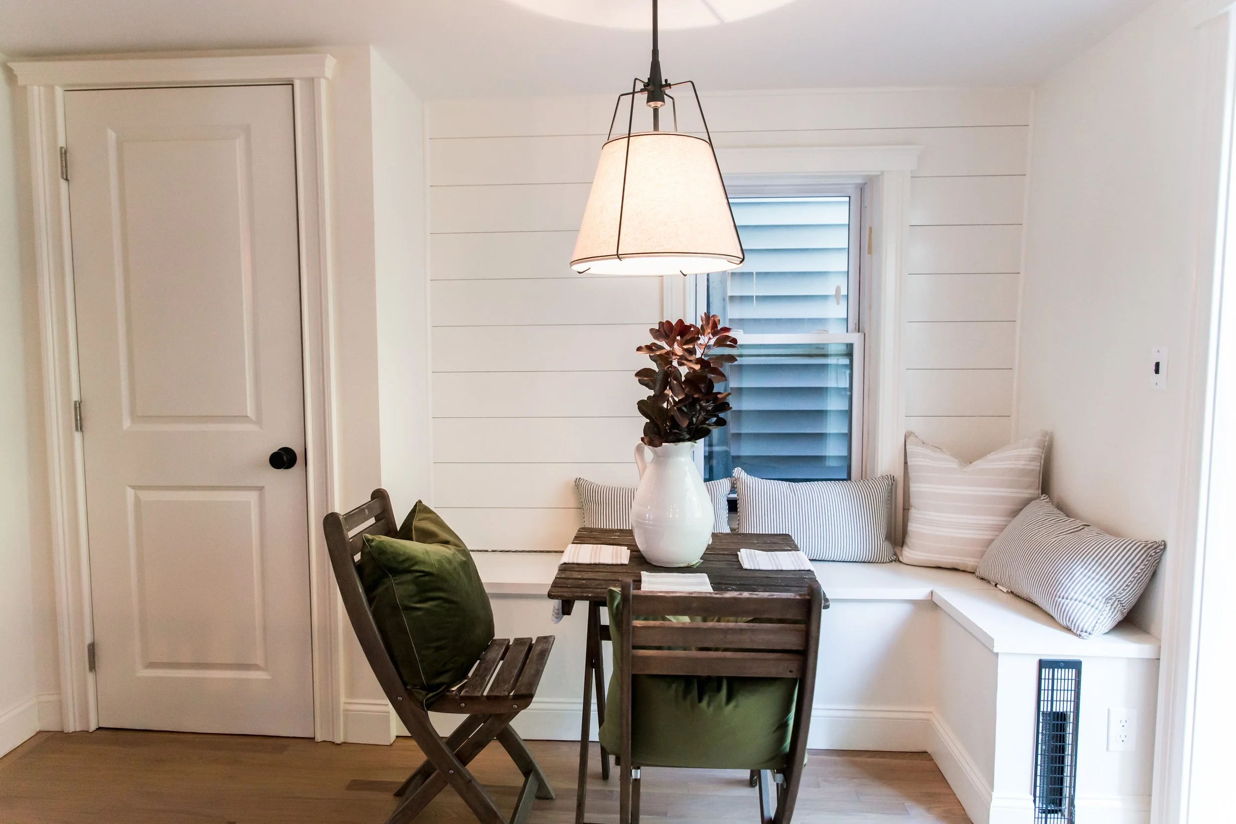 contemporary interior design
minimalist interior design