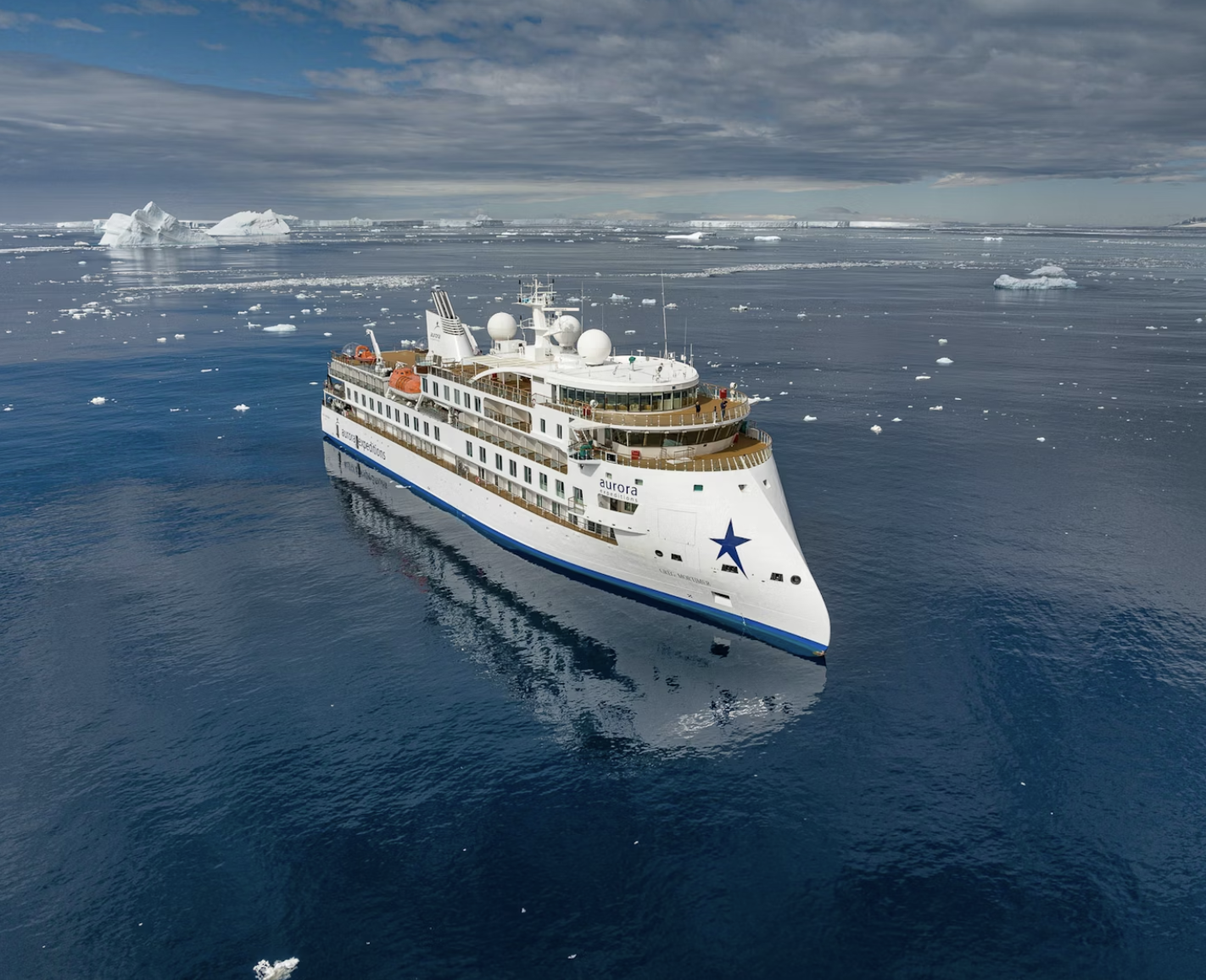 Expedition Cruising: The Ultimate Guide to Adventure Cruising Beyond Traditional Cruises