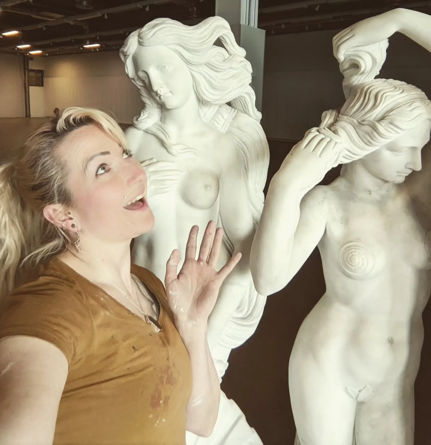 Hanging with the mandem on a job I just finished. They weren't very helpful on the job mind 🤔 such divas! 😝