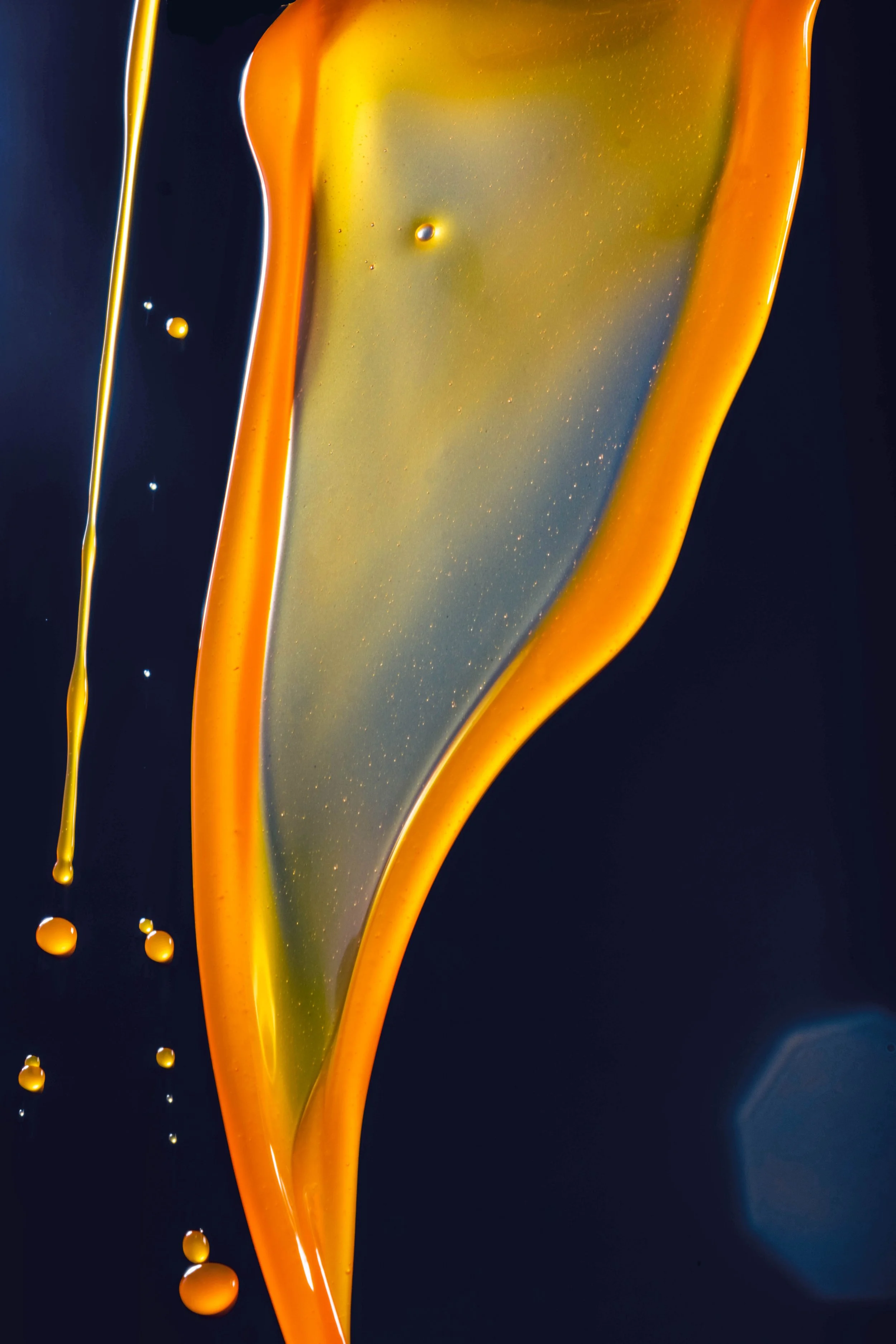 Orthomol_Science You Can Feel_Liquid on Navy.jpg