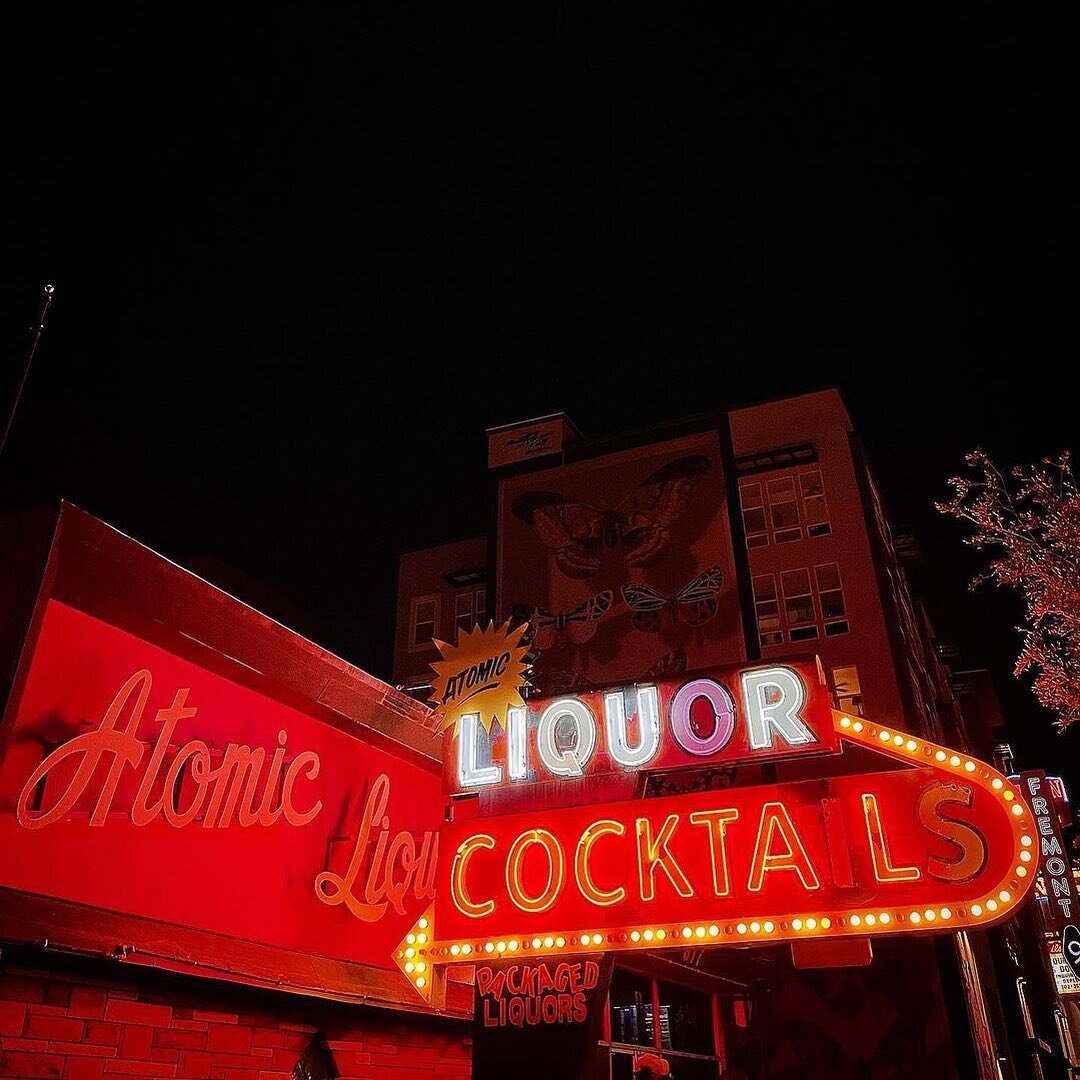 The week is just getting started&mdash;let's drink!🍺🥃

📸 @whatkaceydid 

#AtomicLiquors #Atomic #FremontEast #VegasBars #LasVegas #OldVegas #Downtown #DowntownLasVegas #DTLV #Vegas #DowntownVegas #FremontStreet #DowntownLV #FremontStreetExperience